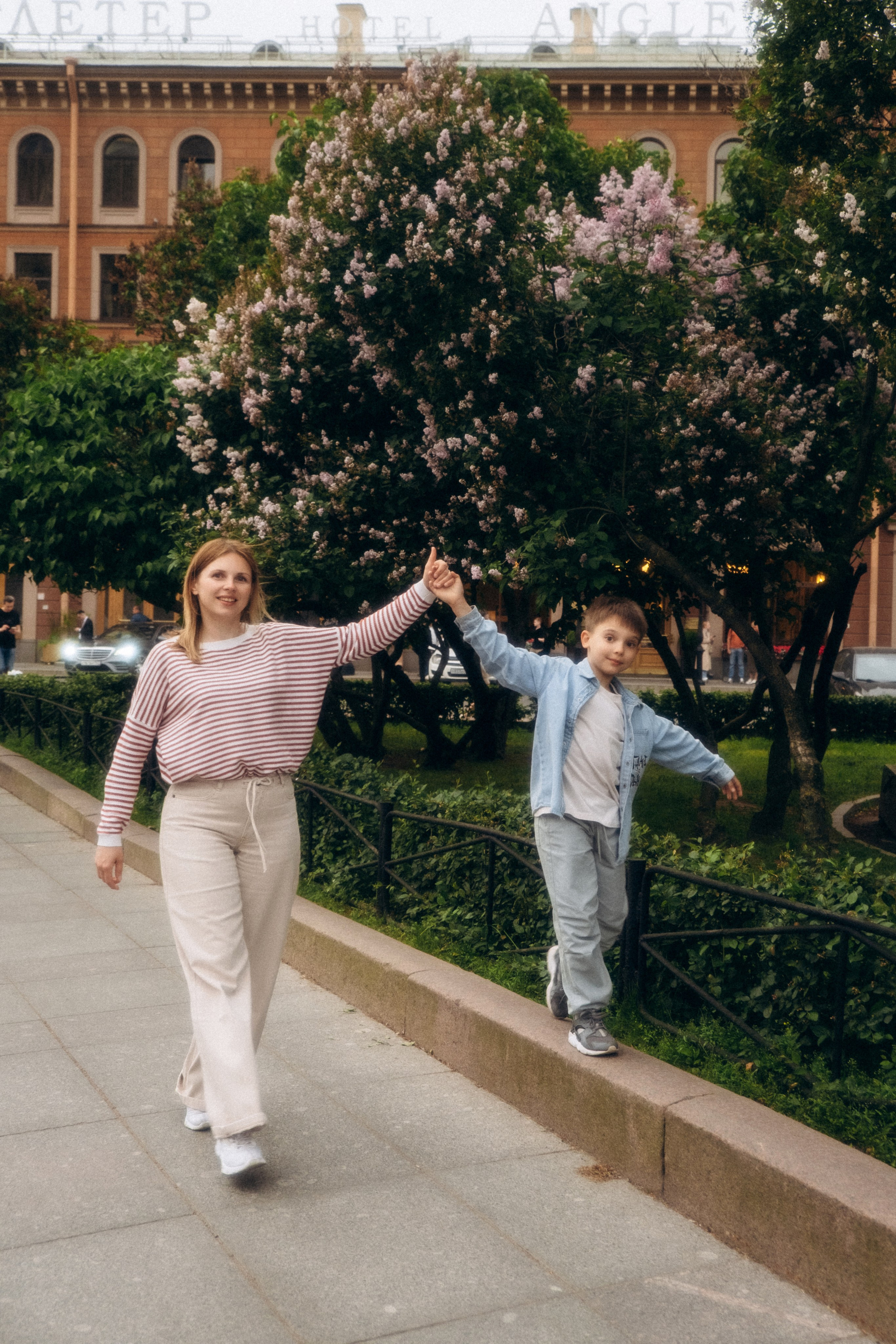 Семейная прогулочная фотосессия в Спб. Фотограф в Санкт-Петербурге Кристина Брянская