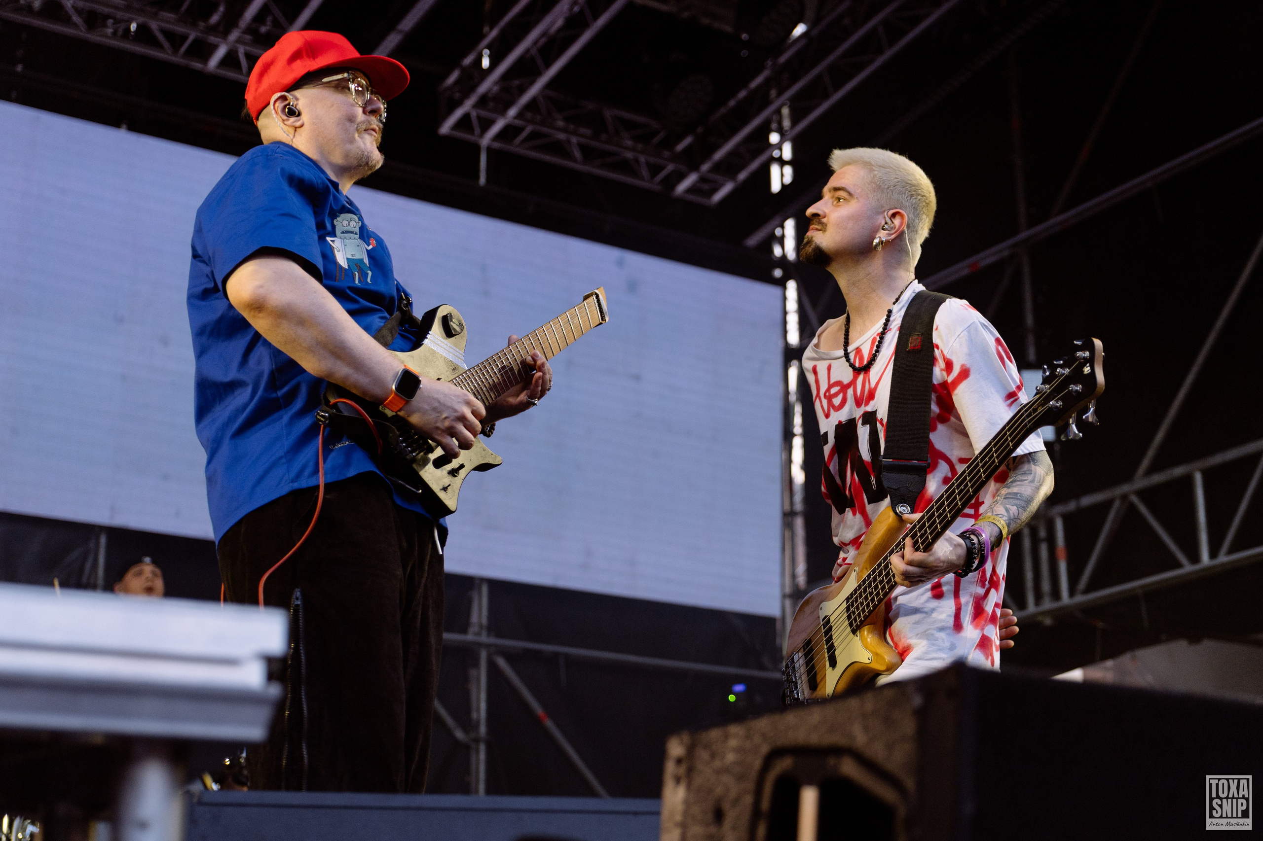 Концерт группы СЛОТ / ОЛДСКУЛЫ СВЕЛО в Москве. Toxasnip Photo | Anton Maslenkin