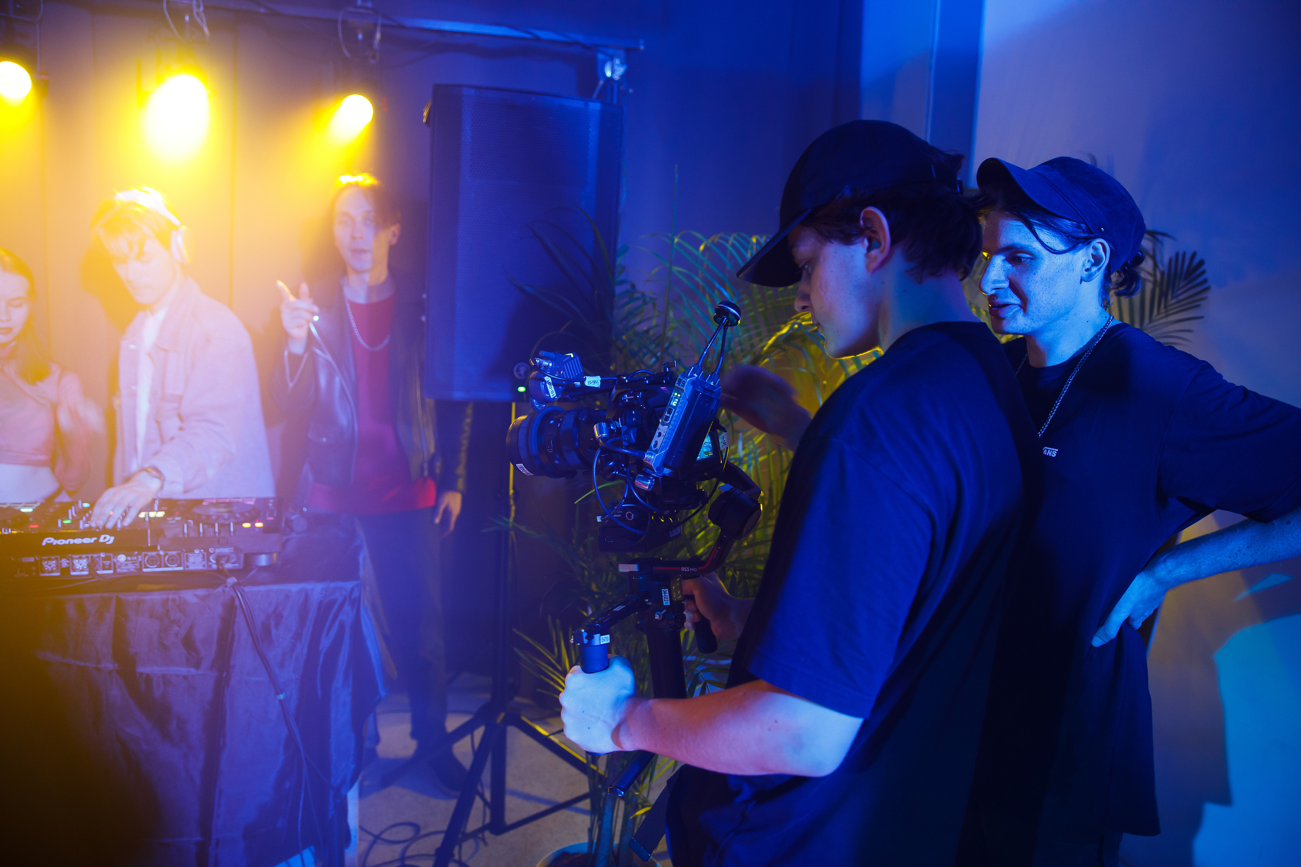 AFISHA. Backstage / 09.09.2023. Репортажный и портретный фотограф Русакова Жанна