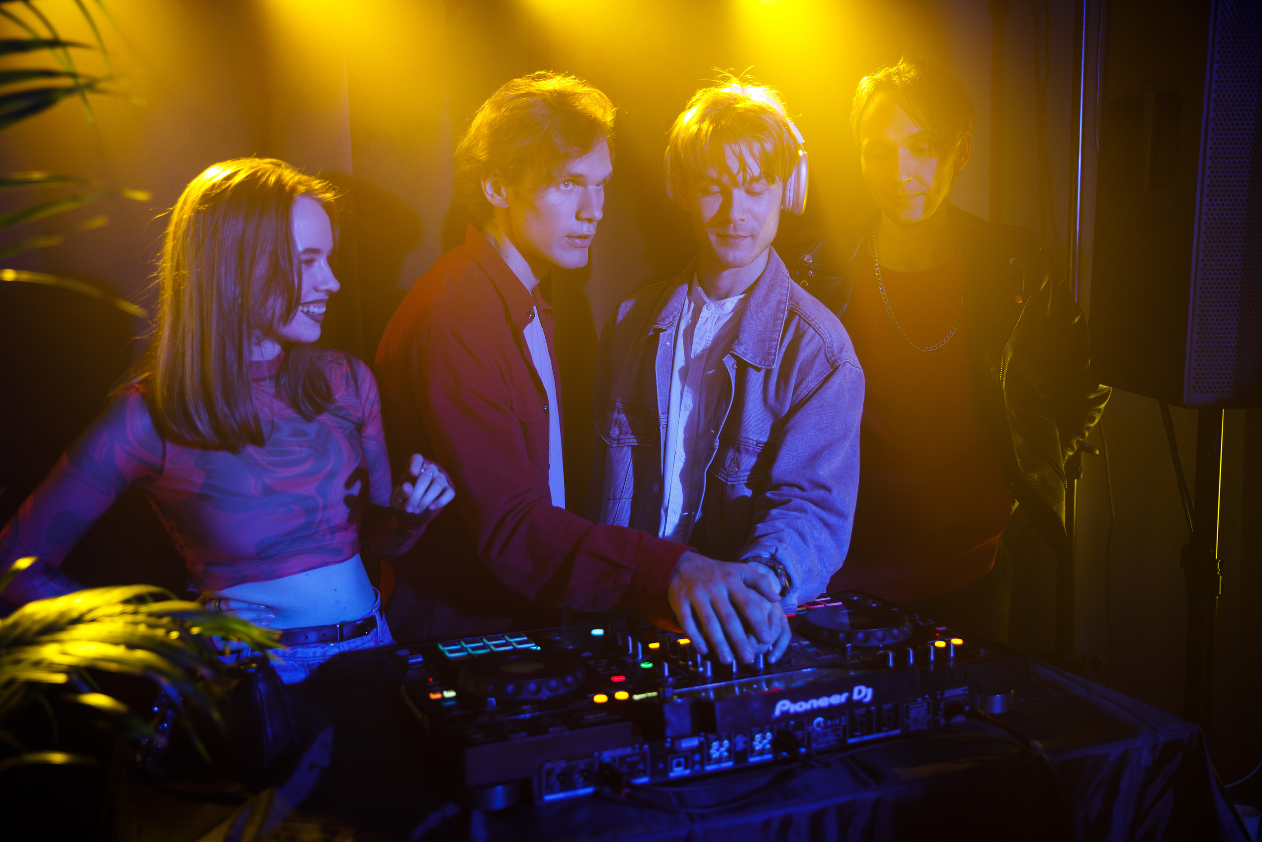 AFISHA. Backstage / 09.09.2023. Репортажный и портретный фотограф Русакова Жанна