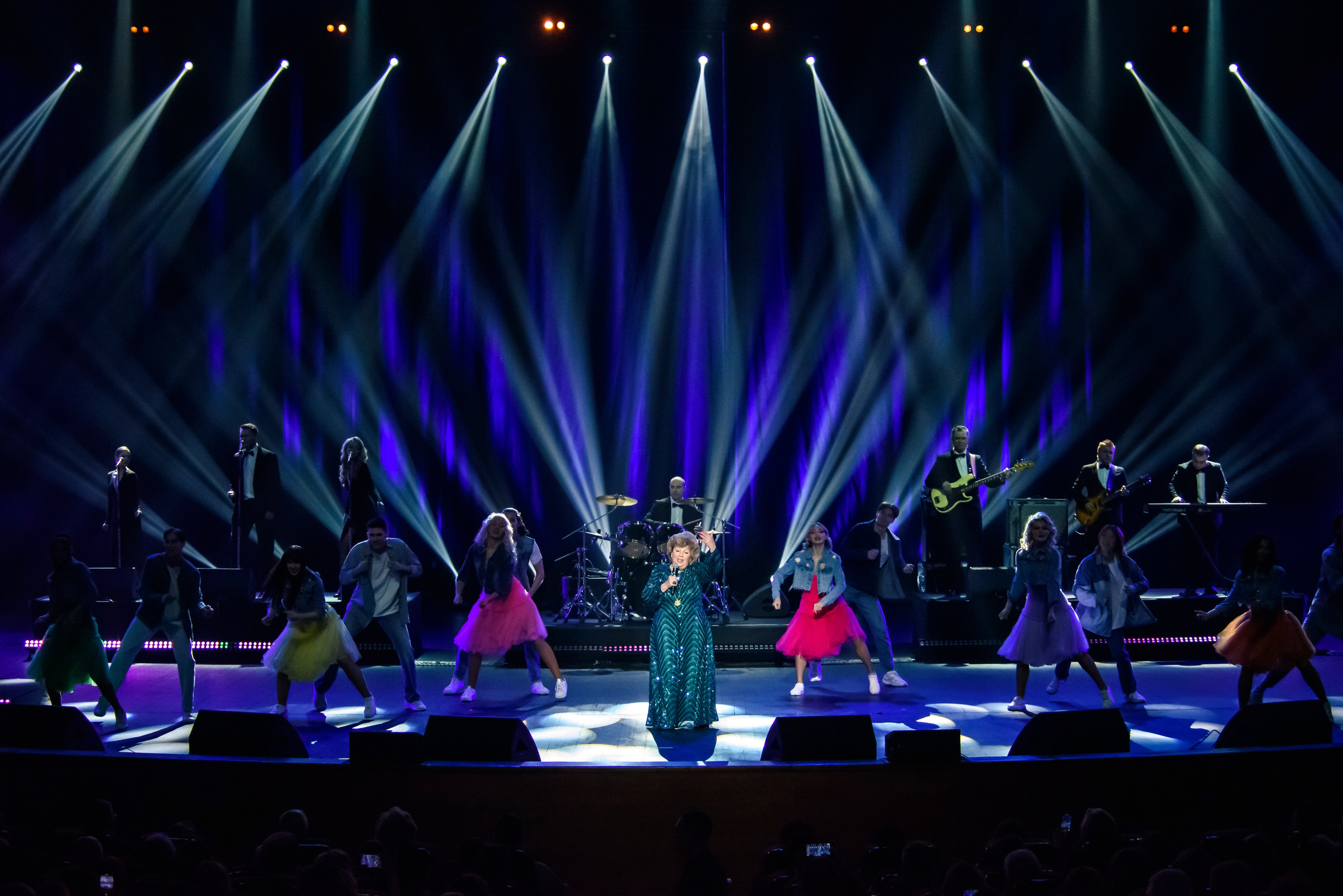 Лариса Рубальская «40 лет с песней по жизни» — Крокус Сити Холл. Бренд-фотограф для экспертов и блогеров в Москве Влада Горбовская