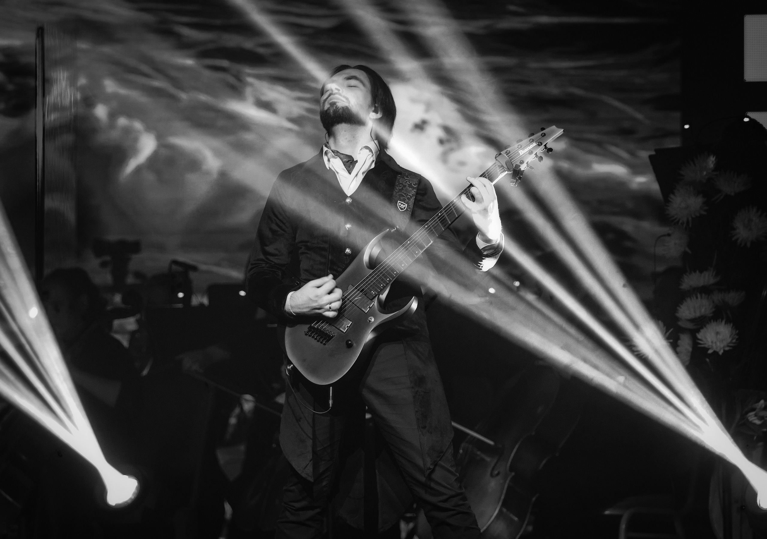 Saphath с симф.оркестром. Фотограф. г. Южно-Сахалинск. Олег Толстов