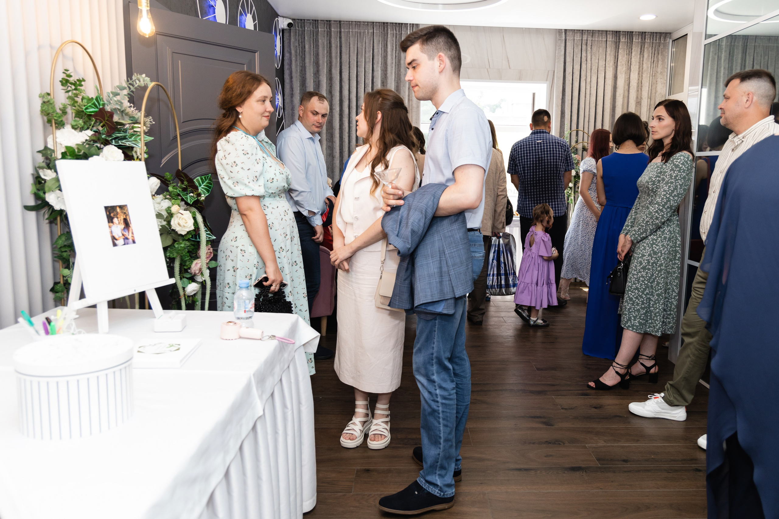 Алёна и Денис (полный день). Фотограф в Барнауле Юлия Садвокасова
