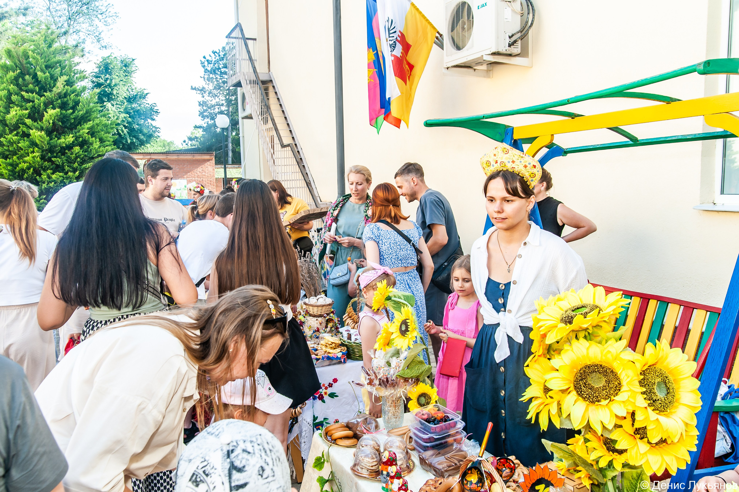 Ярмарка. Свадебный и семейный фотограф Денис Лукьянов в Краснодаре, Краснодарском крае и Республике Крым