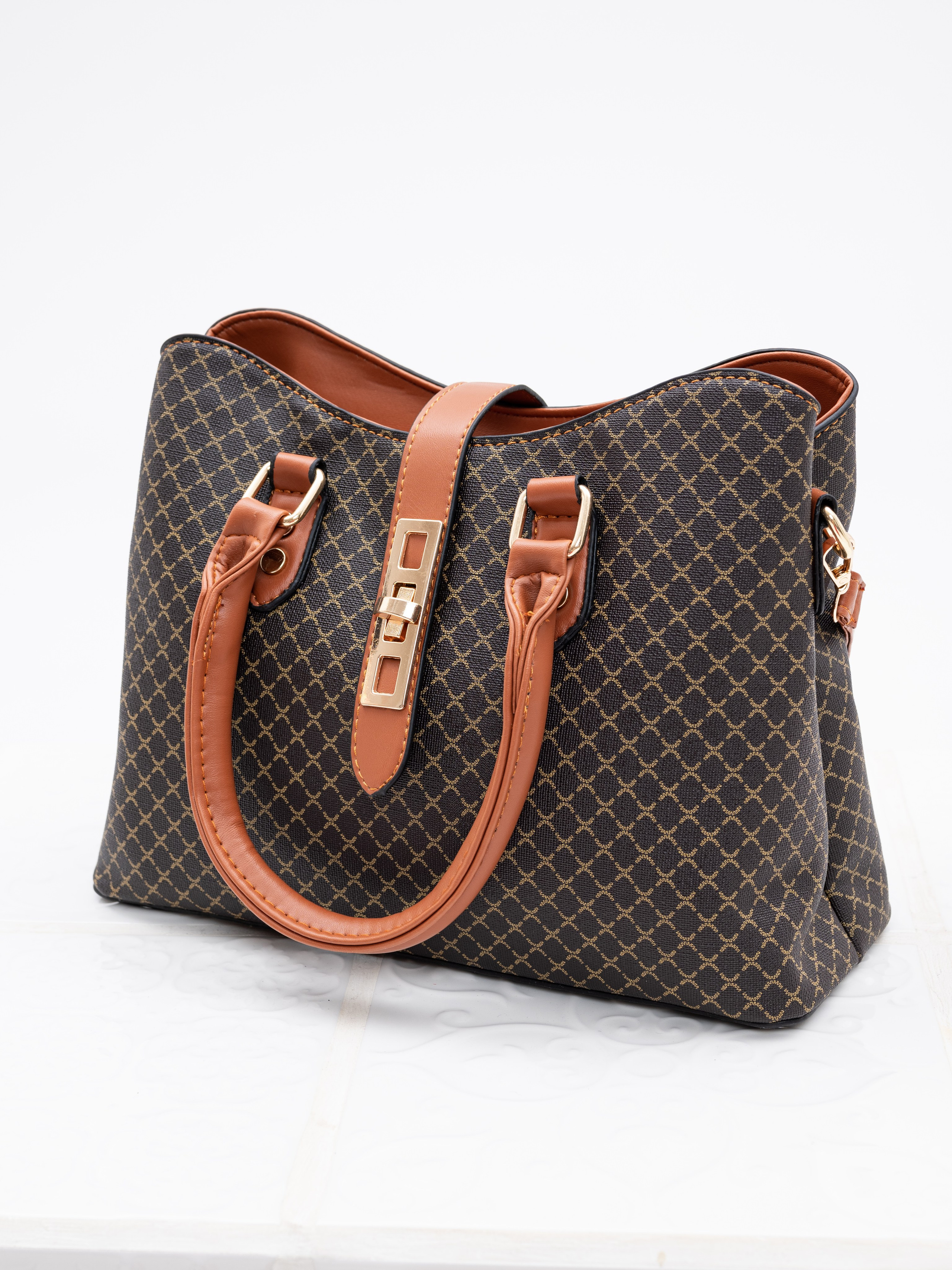 Женские сумки 2. Предметный фотограф, фото для маркетплейсов Пятигорск, КМВ