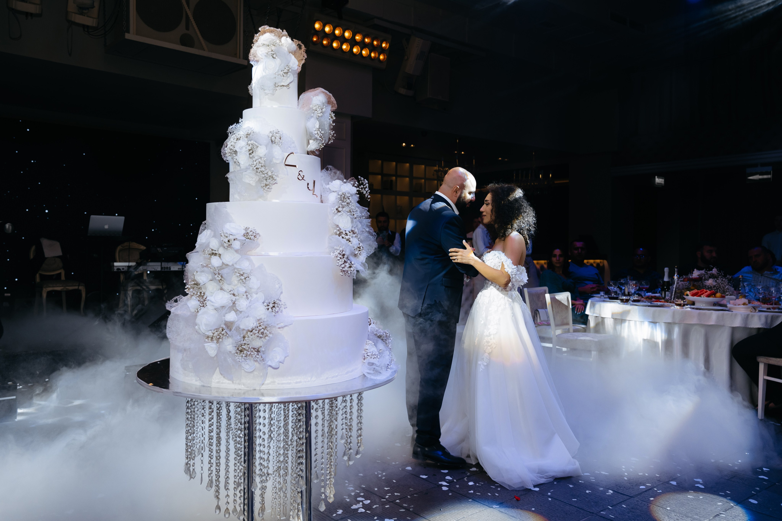 Грайр и Вартик. Свадебный фотограф Красноярск Вязьминова Мария