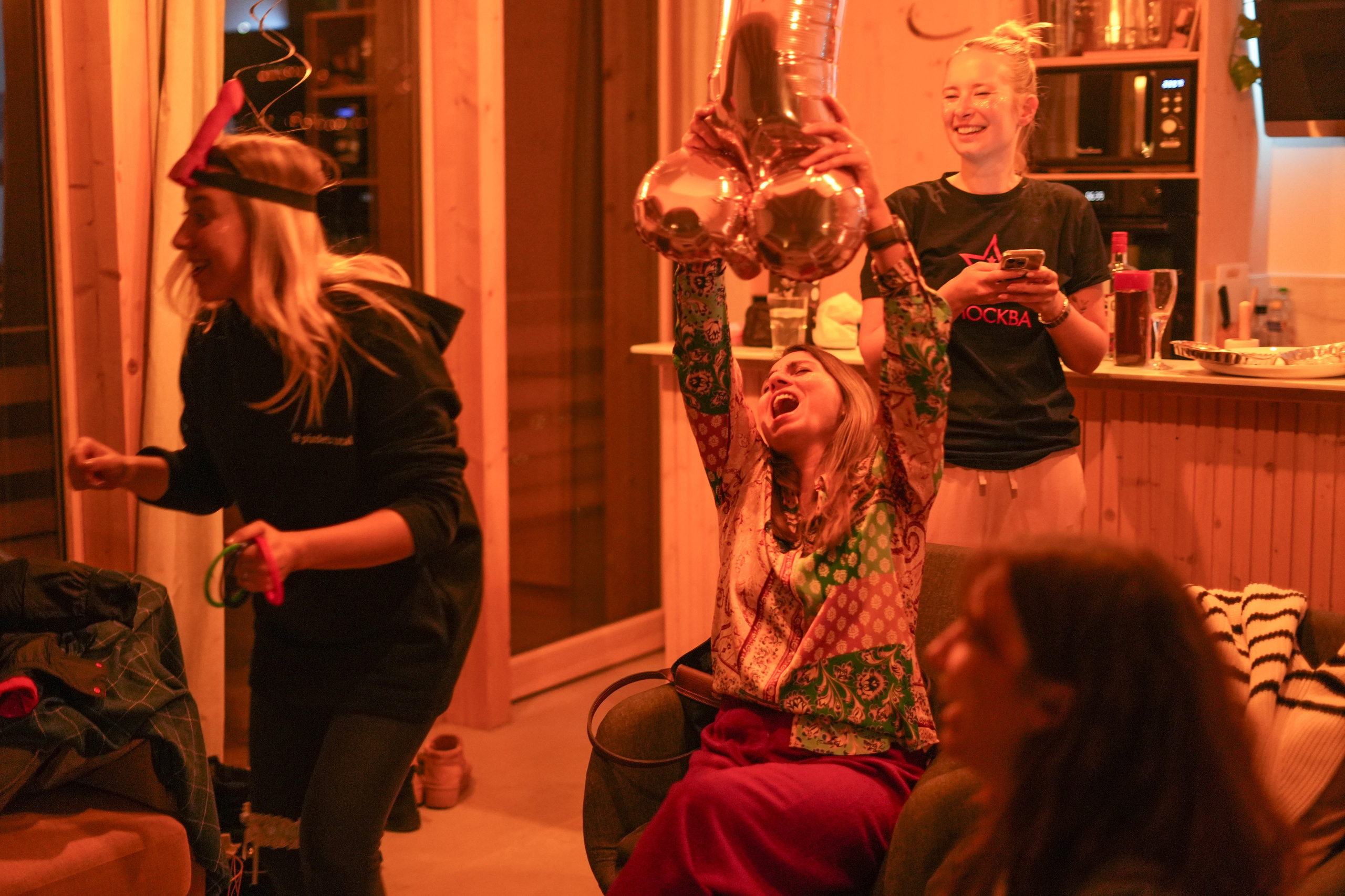 Stasy’s bachelorette party. Wedding Photographer in Barcelona and Medellin