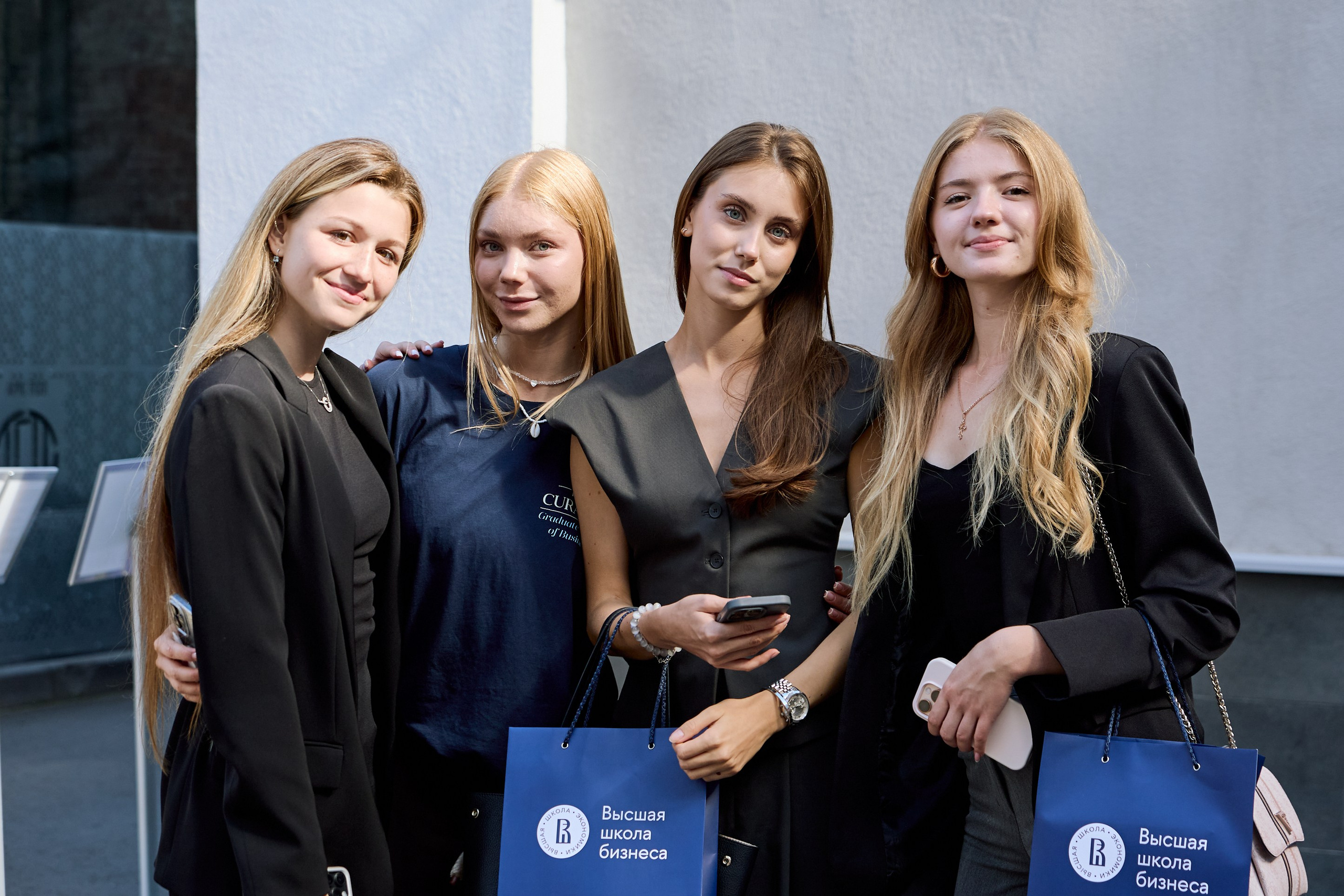 День знаний ВШБ 2025. Фотограф Иван Косарев