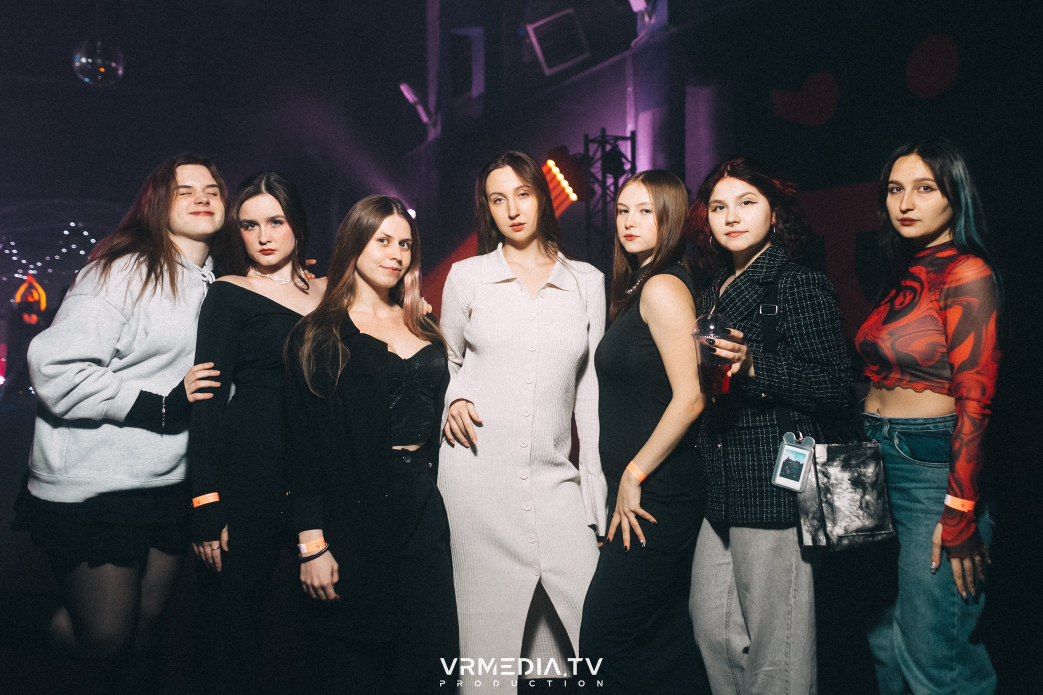 WEEKEND HALL в культурном пространстве «Редакция»