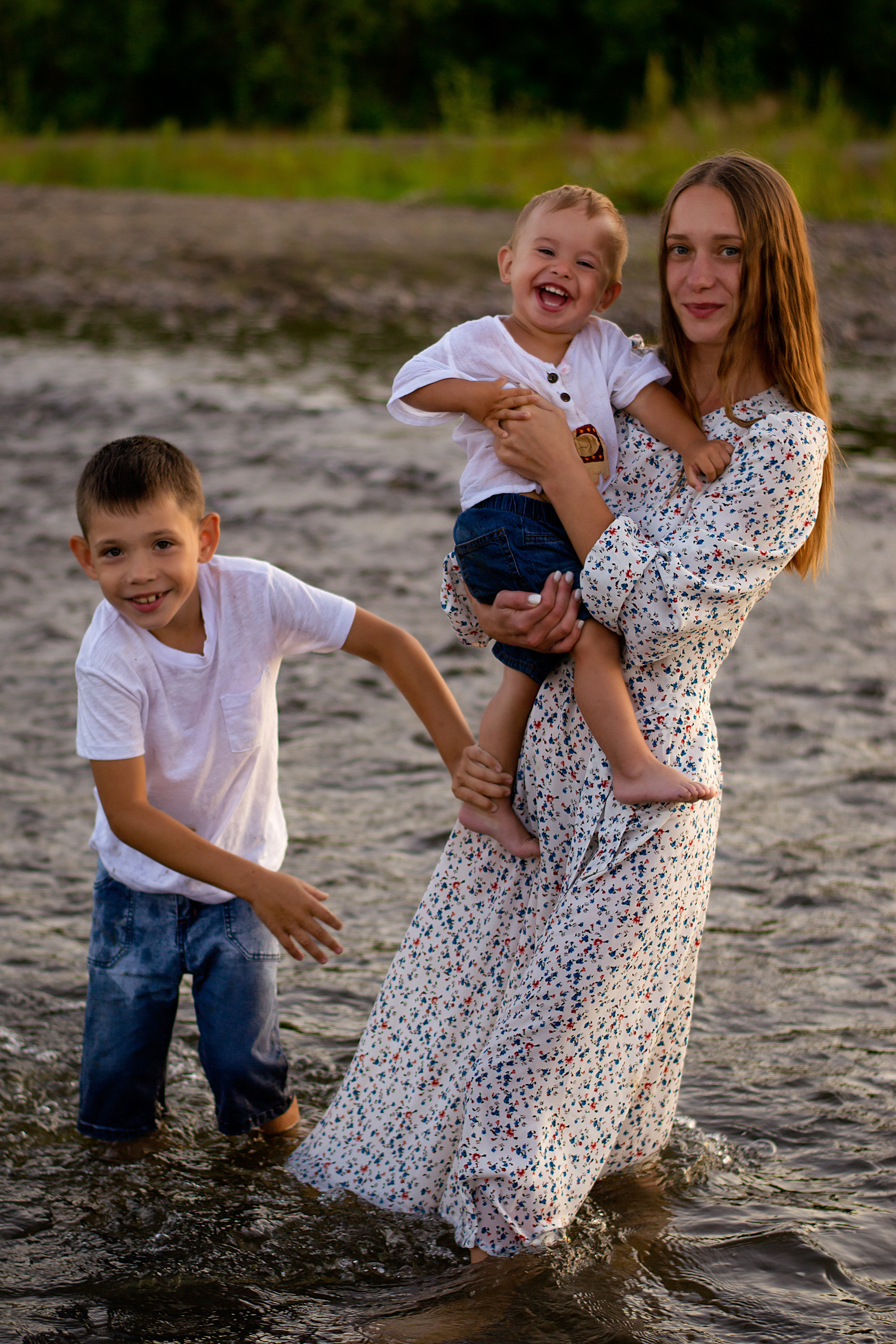 Семья- река счастья. Приподаева Алёна семейный и детский фотограф в Красноярске