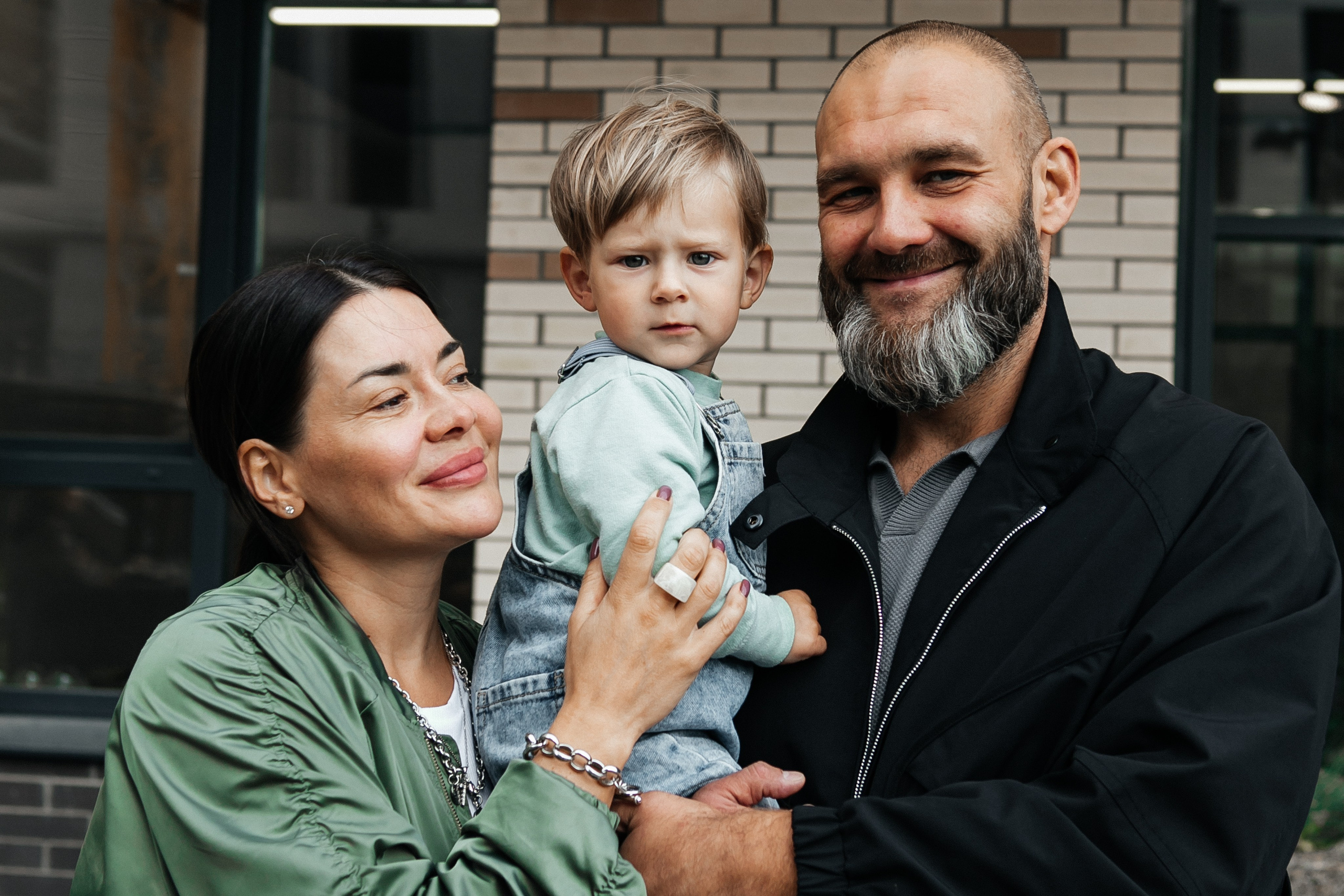 Презентация в квартал стрижи от Восток Центр Иркутск. Фотограф в Иркутске Анастасия Кись. Студийная фотосессия беременности в тканях Иркутск. Семейная фотосессия, ПОРТРЕТ «ПОКОЛЕНИЕ»