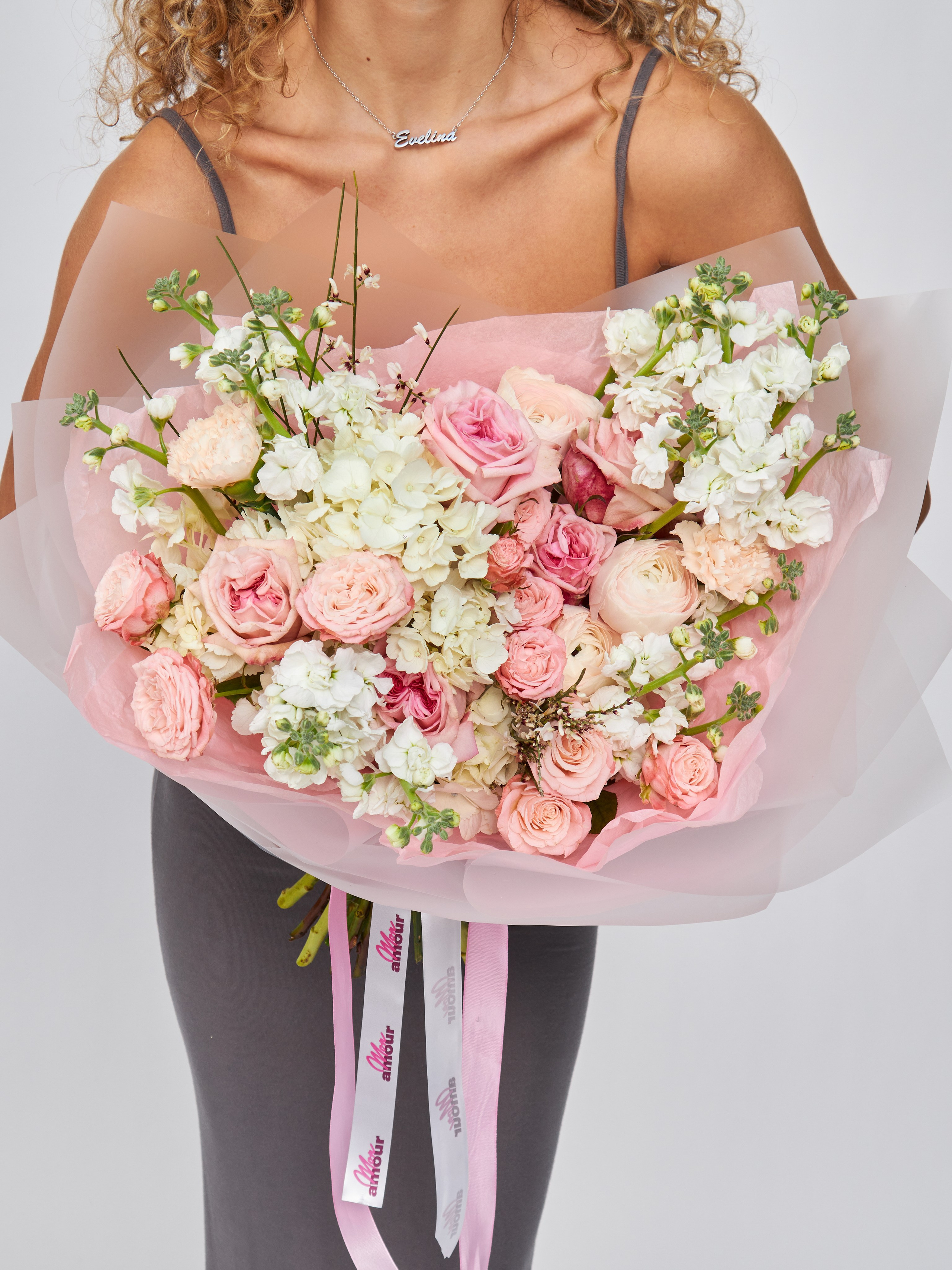 Естественная съемка каталога детской одежды на детях-моделях в Москве: искренние эмоции, игровые сцены