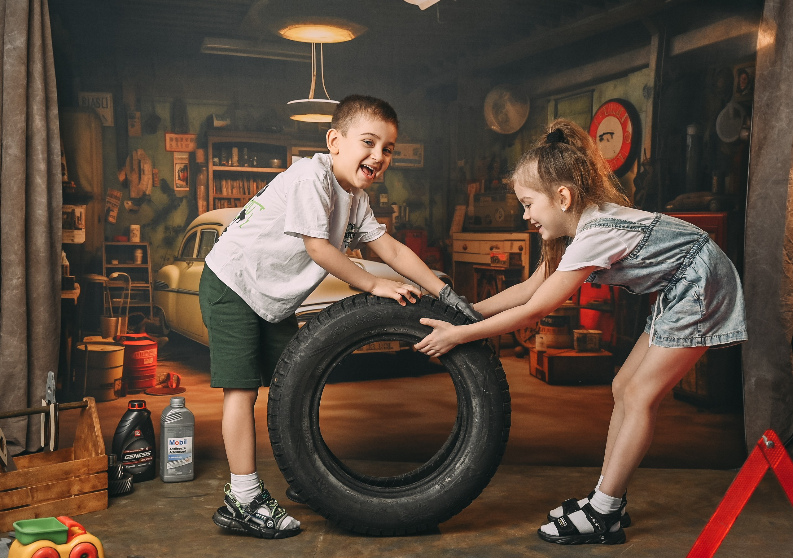 Гараж. Детский и семейный фотограф