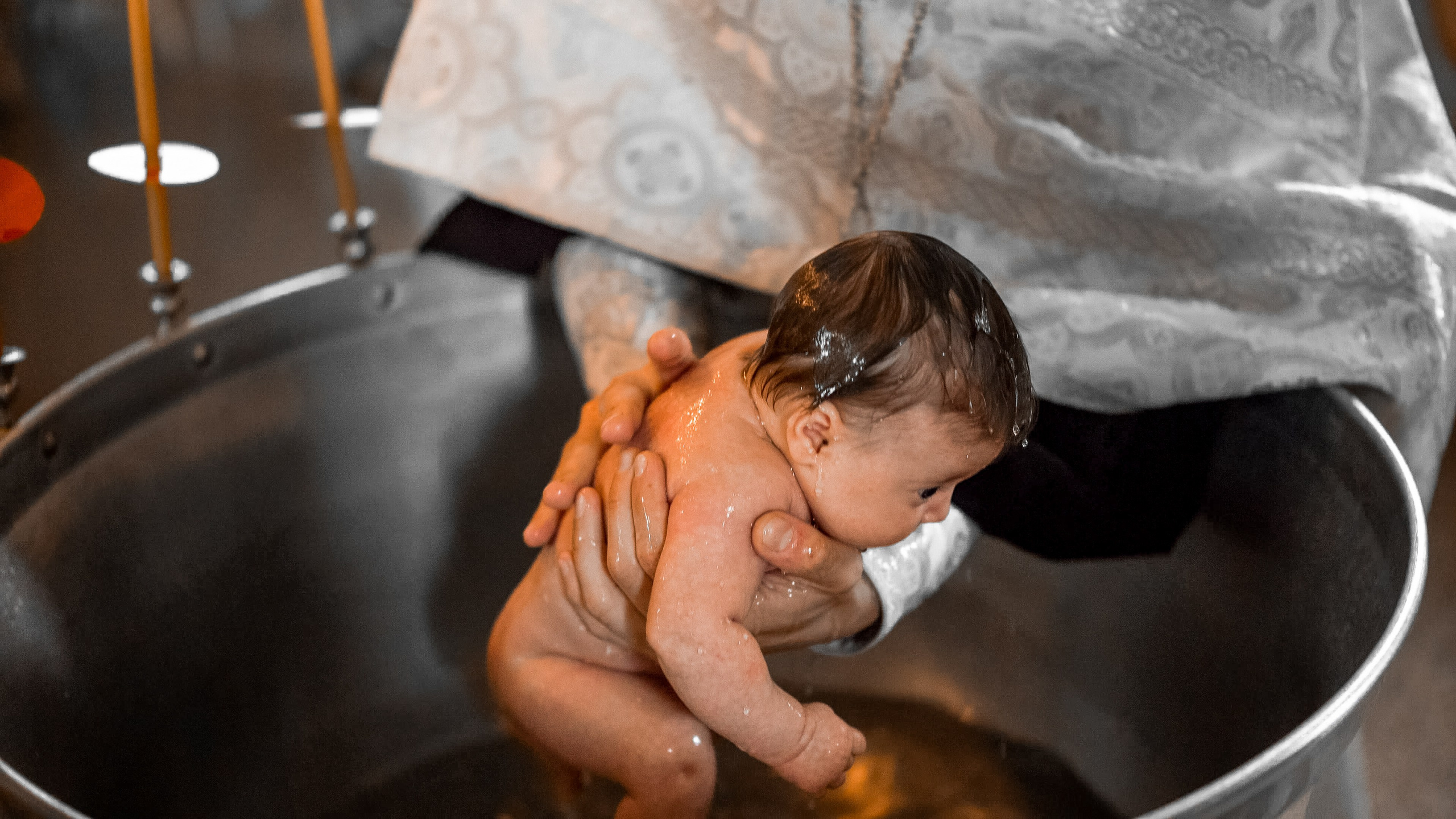 Крещение в Храме Сергия Радонежского Нижний Новгород. Фотограф на крещение и венчание в Нижнем Новгороде.Свадебный Фотограф