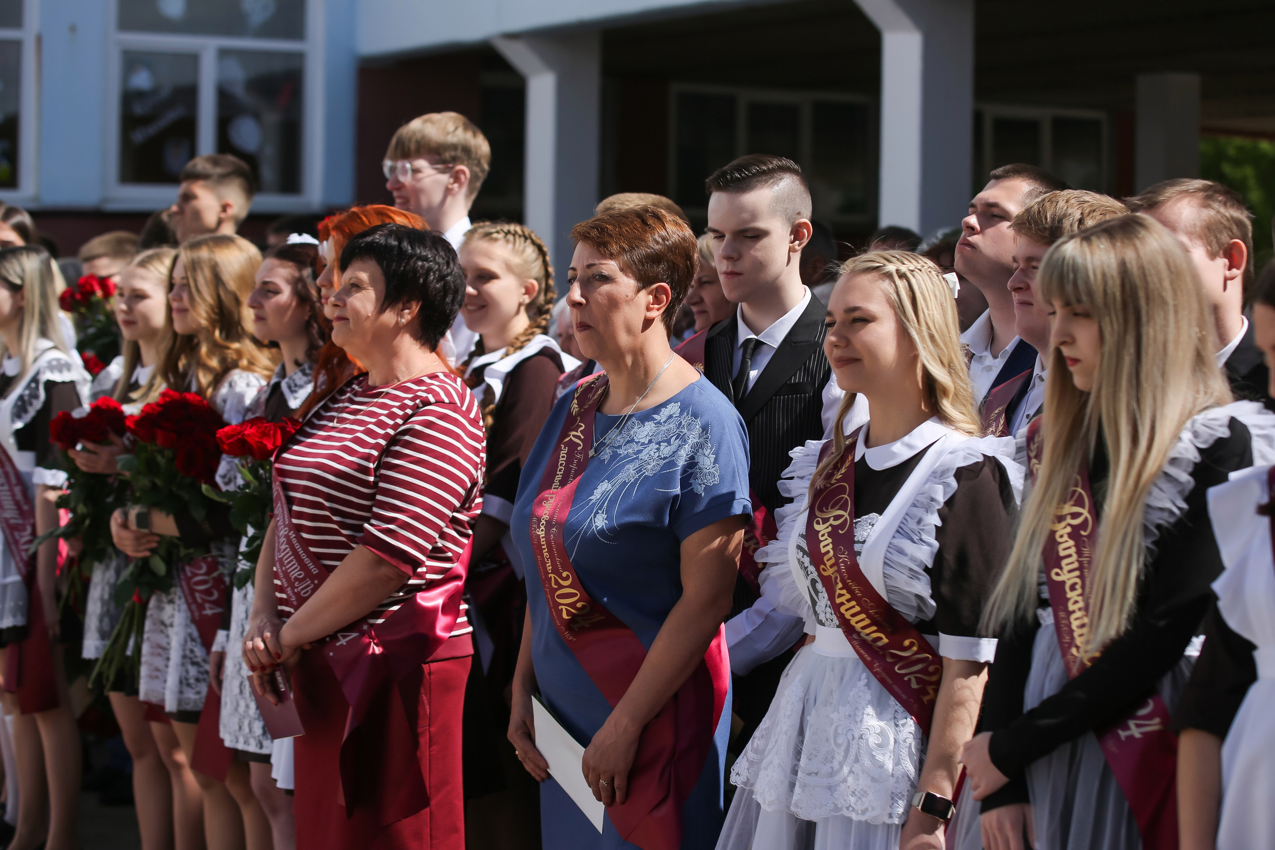 ЛИНЕЙКА «ПОСЛЕДНИЙ ЗВОНОК» 9 ШКОЛА 2024 г МЦЕНСК. ТВОЙ АЛЬБОМ / ТВОИ ПРАВИЛА