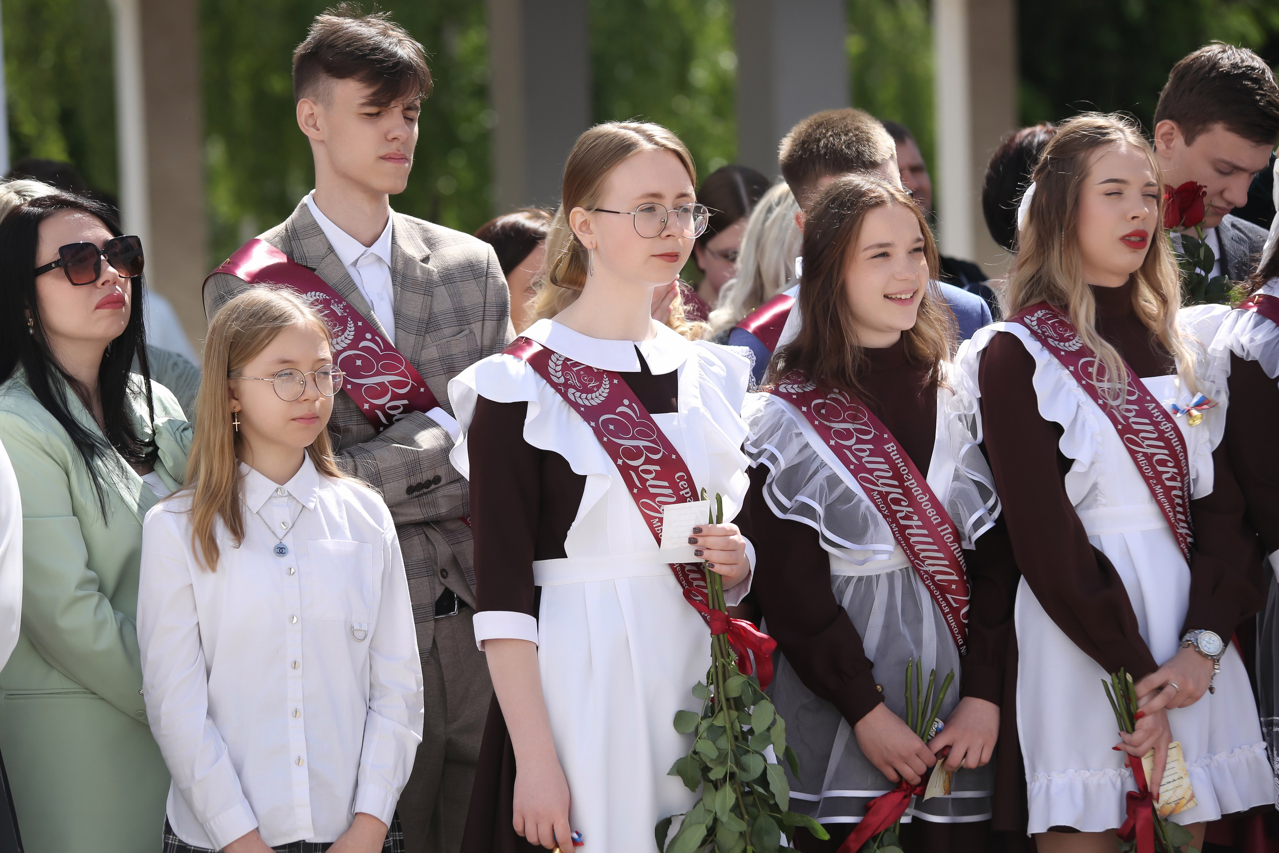 ЛИНЕЙКА «ПОСЛЕДНИЙ ЗВОНОК» 9 ШКОЛА 2024 г МЦЕНСК. ТВОЙ АЛЬБОМ / ТВОИ ПРАВИЛА