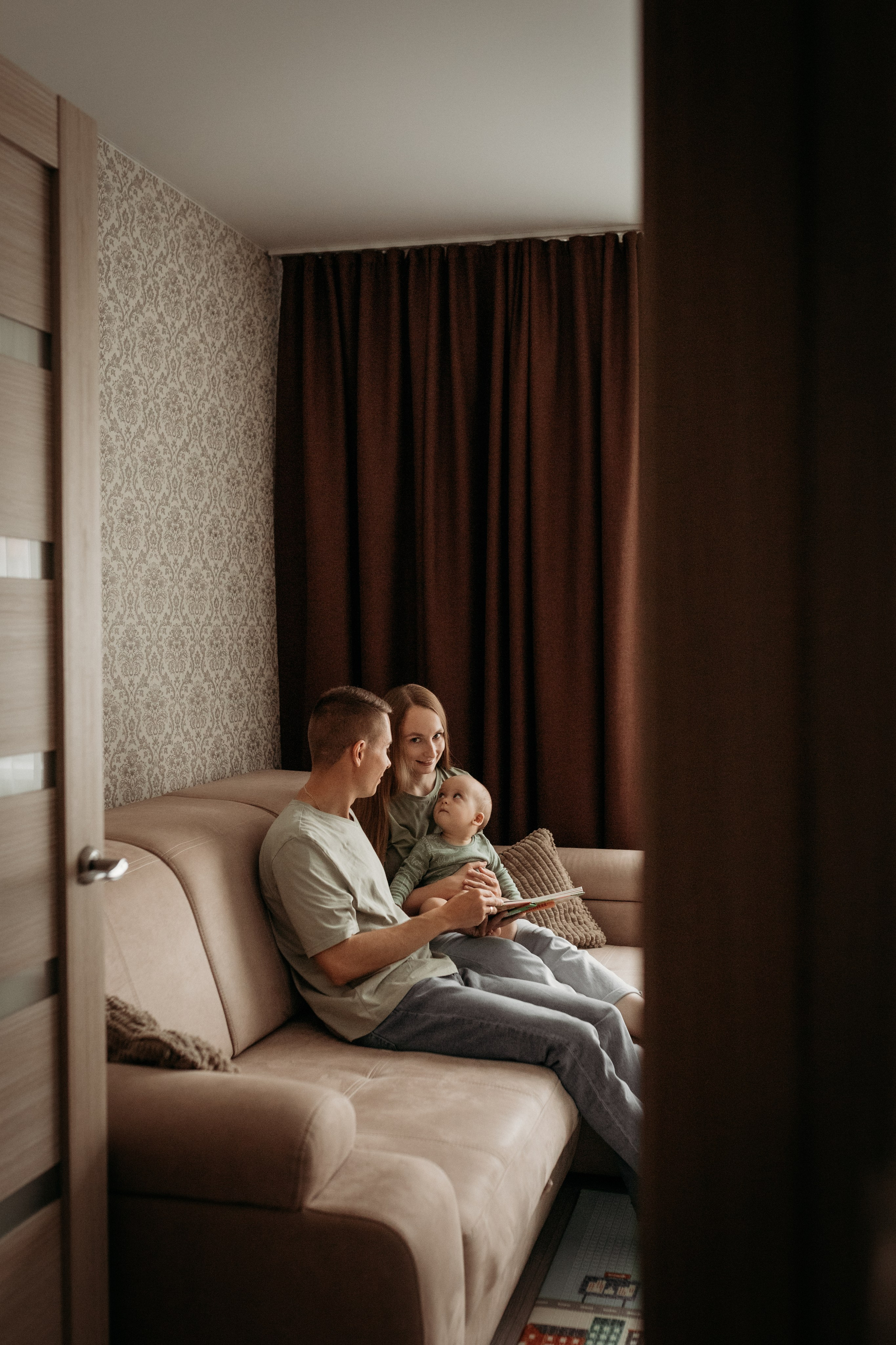 Лайфстайл lifestyle фотосессия новорожденного Барнаул. Фотограф новорожденных в г. Барнаул Ренпенинг Катерина