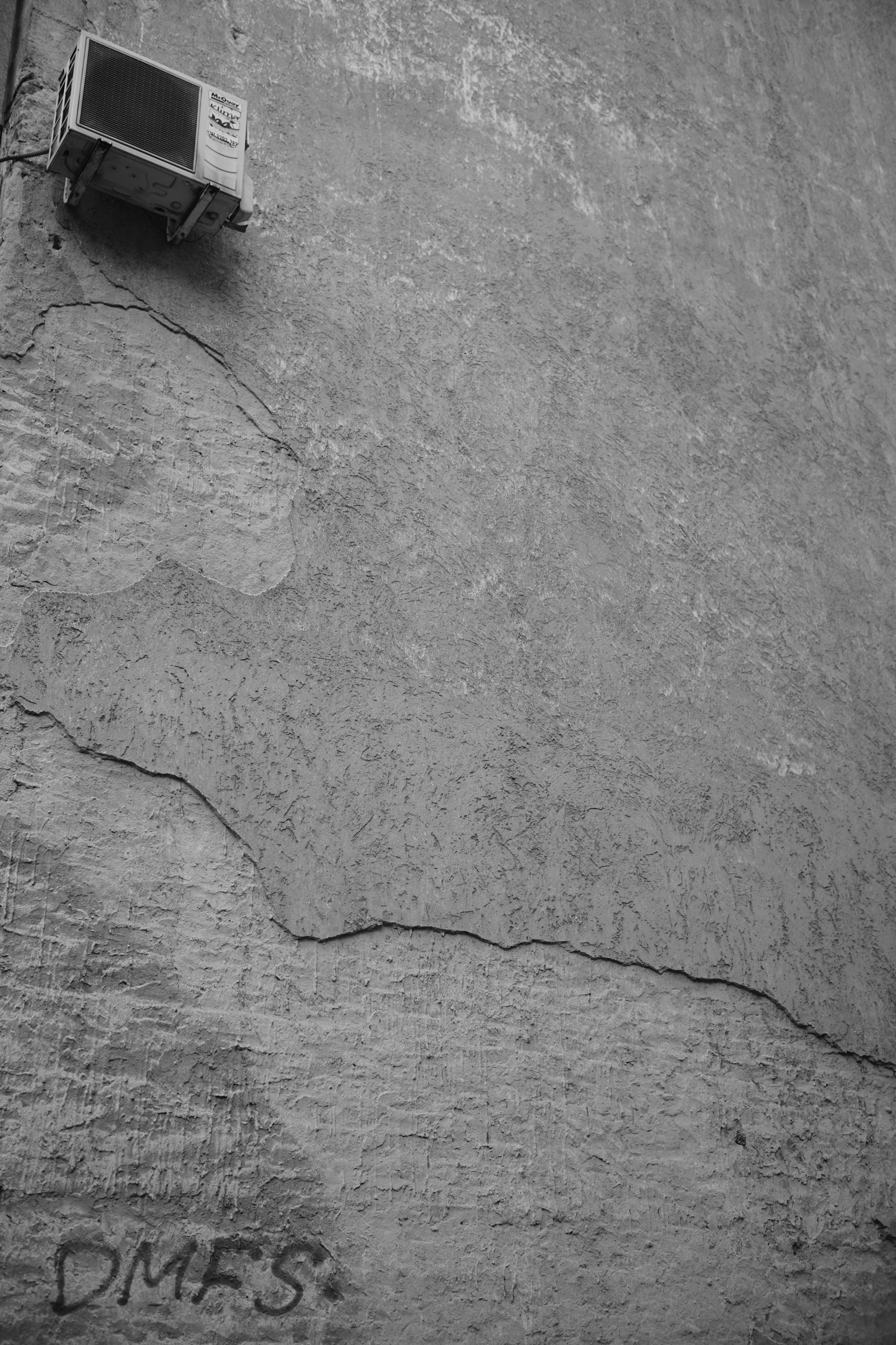 Urban and Street. Oleg Kozachok — Photographer with Protanopia | Portraits, Texture & Light