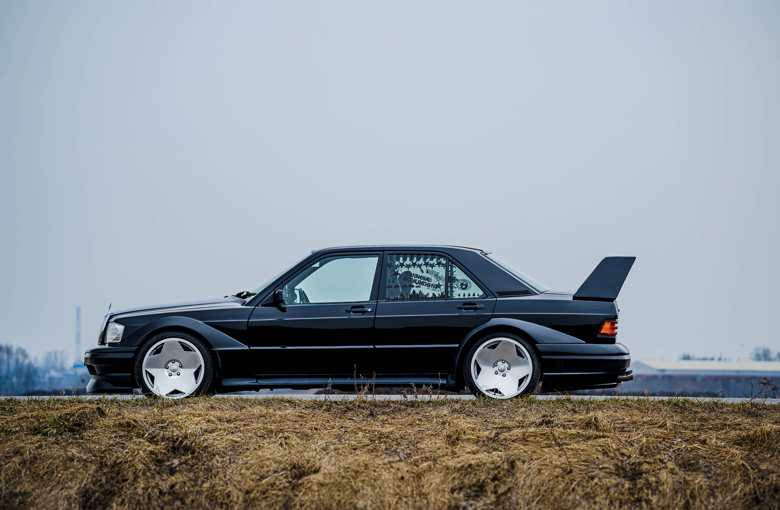 Mercedes 190e. Александр СМИ