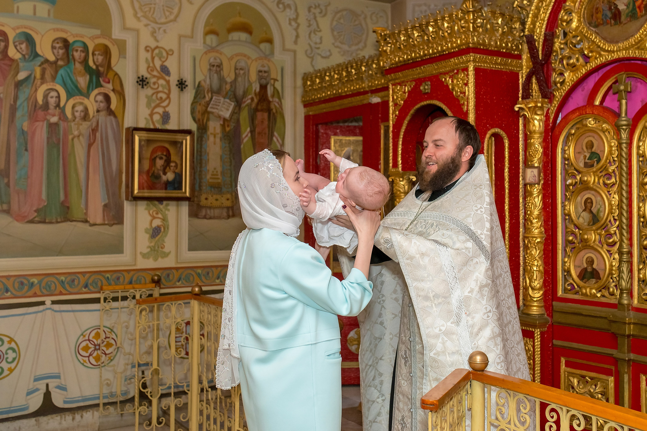 Крещение в Тропарёво. Фотограф Владимир Артамонов