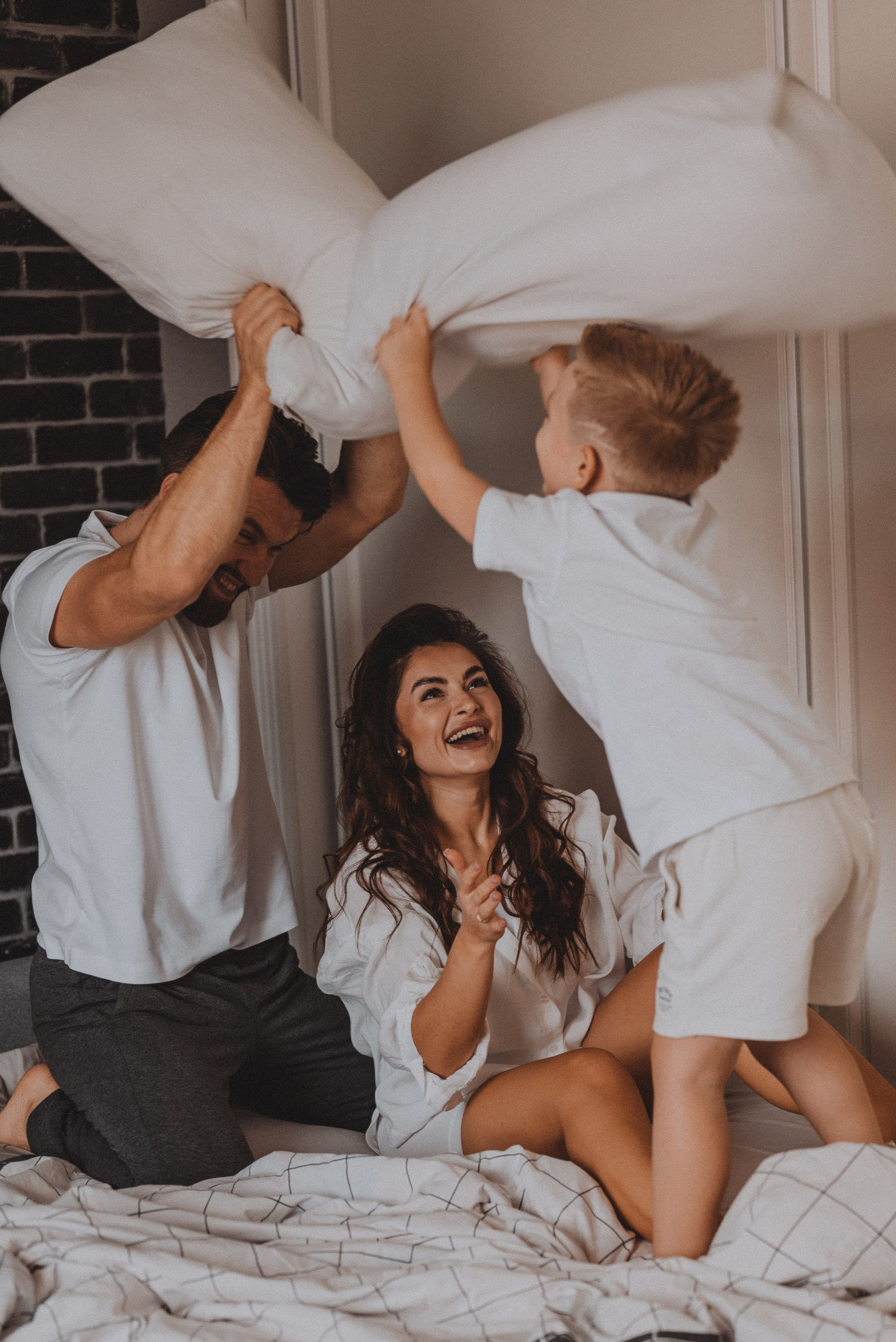 Александр и Кристина с Макаром. Фотограф Кристина Пархоменко