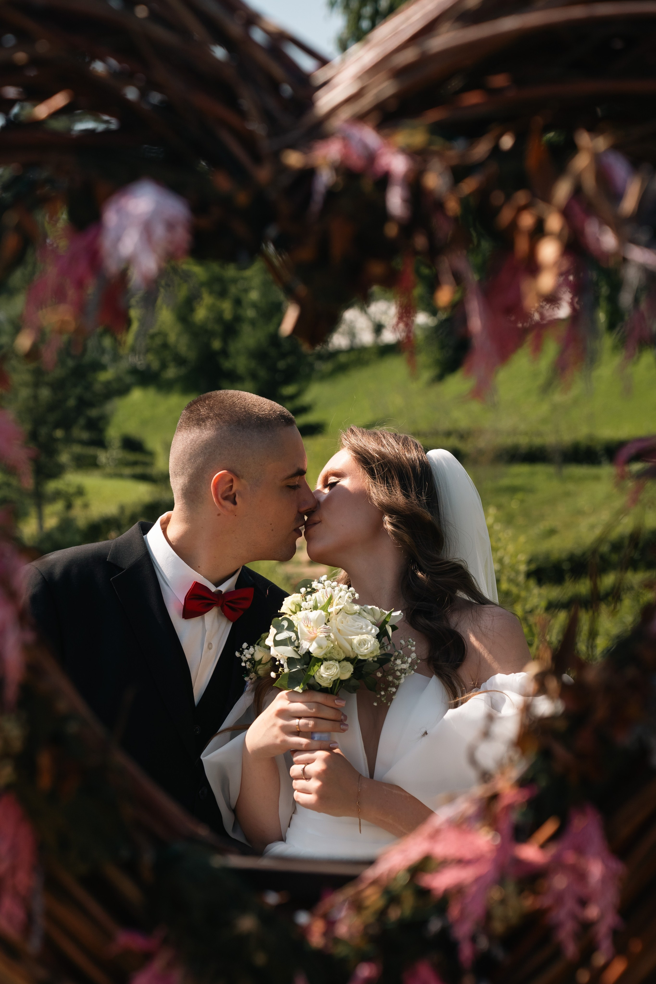 Василий и Ангелина. Фотограф и видеограф Олег Игнатов | Свадьбы, Love Story, реклама и корпоративы — Красноярск