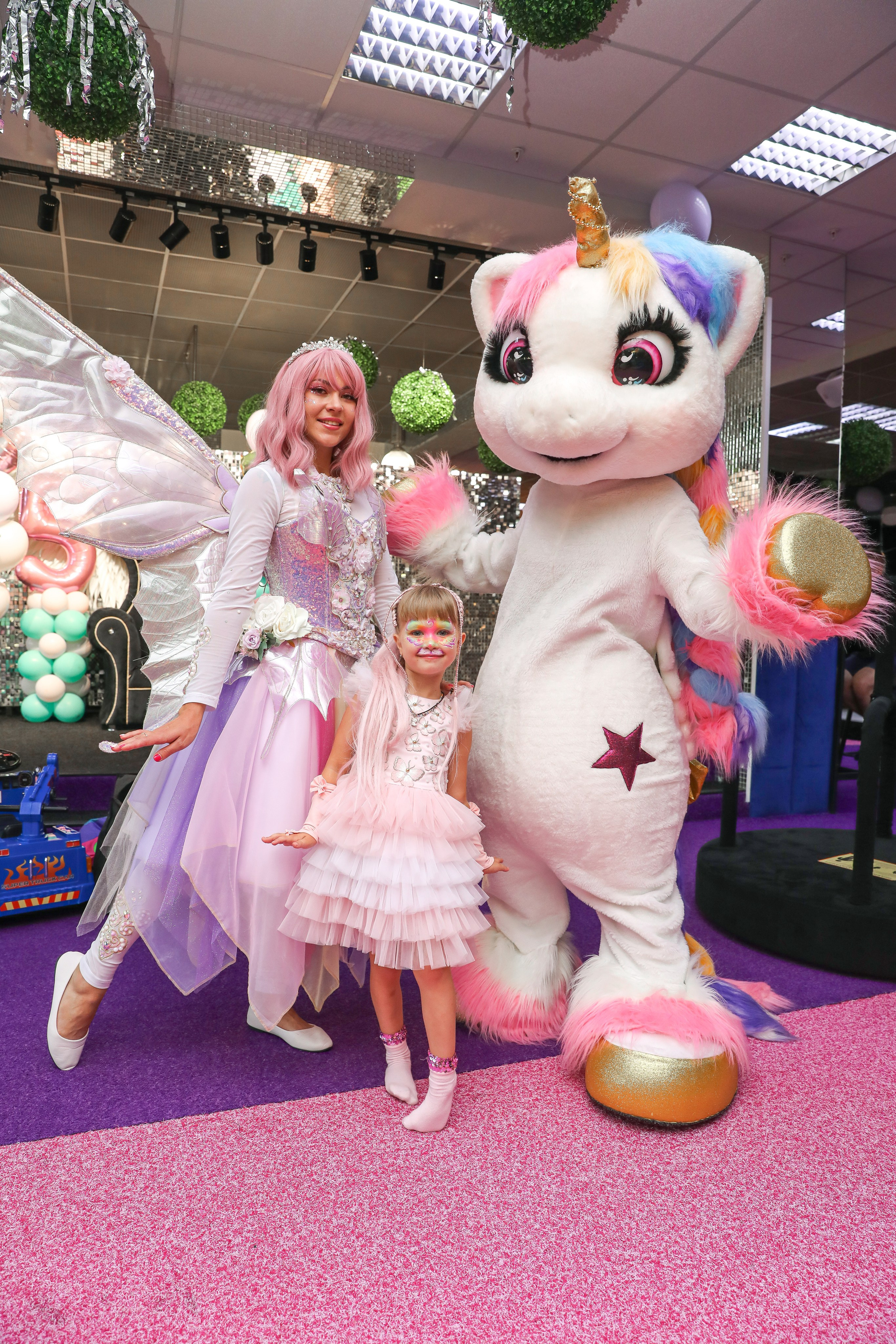 ДЕТСКИЕ МЕРОПРИЯТИЯ. Photographer Viktoriya Markushina «My world throug»