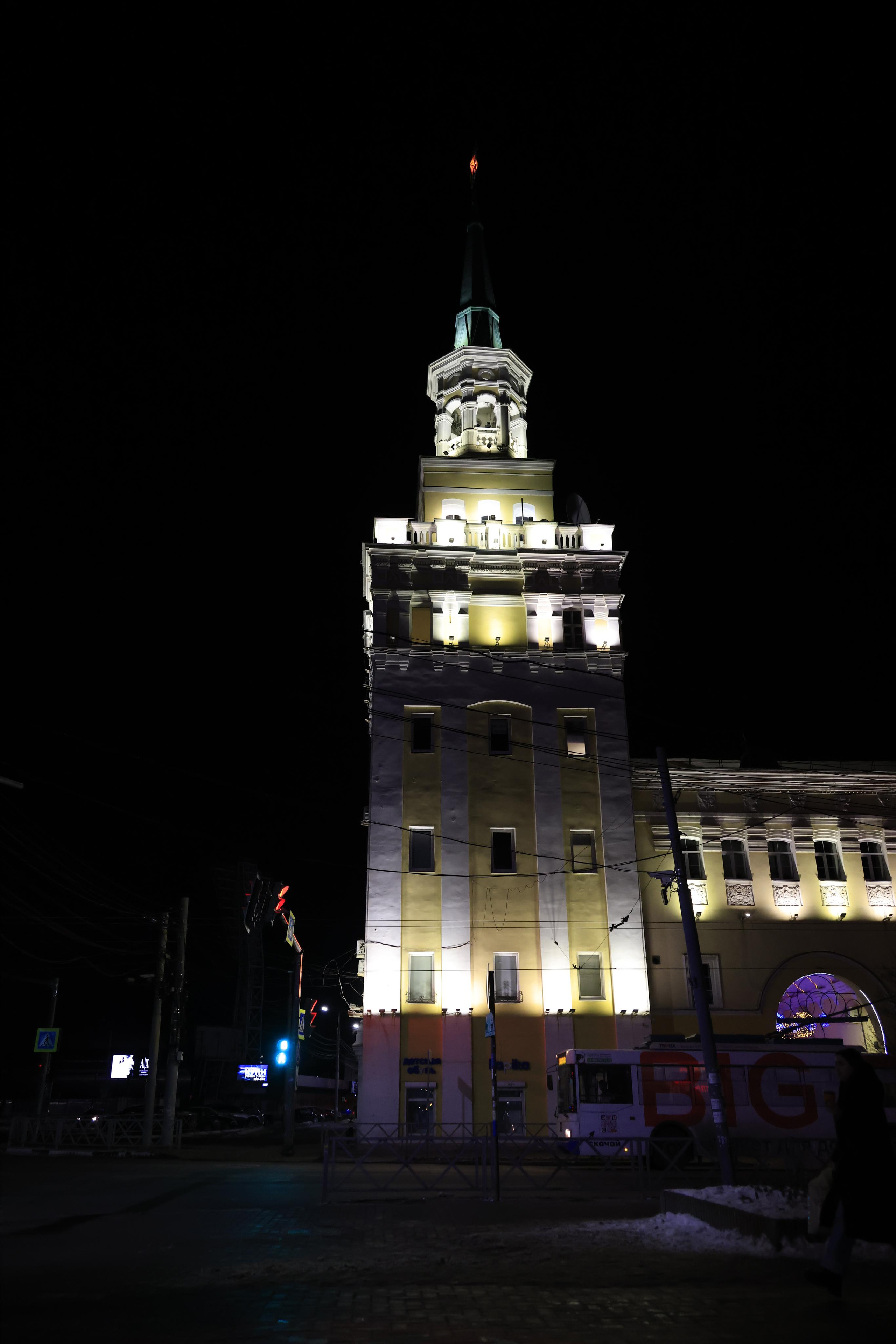 Ночной Ярославль. Фотохудожник BID