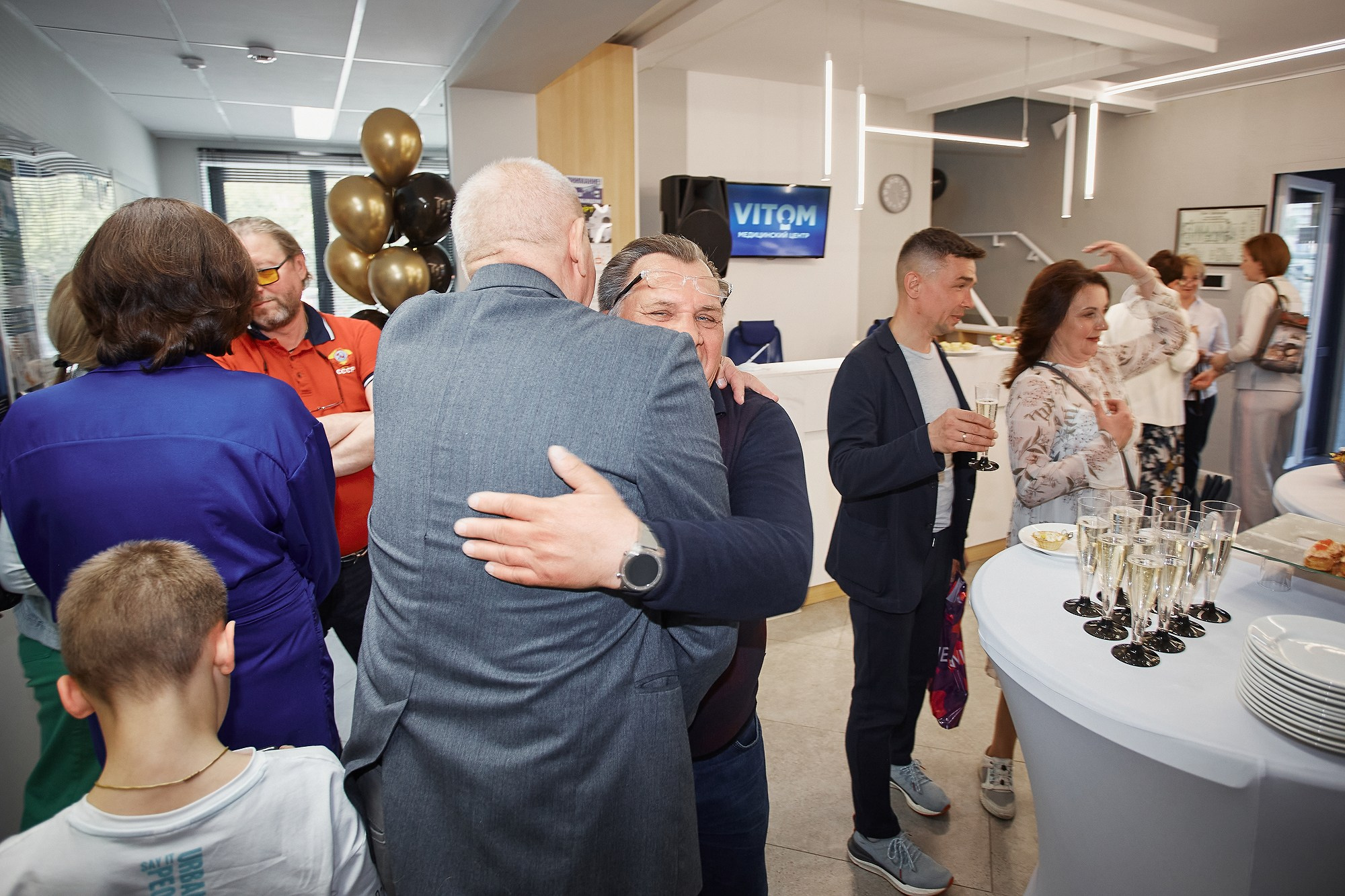 Открытие мед. центра VITOM. Свадебный фотограф Челябинск, Екатеринбург, Курган — Виктор Слуднов