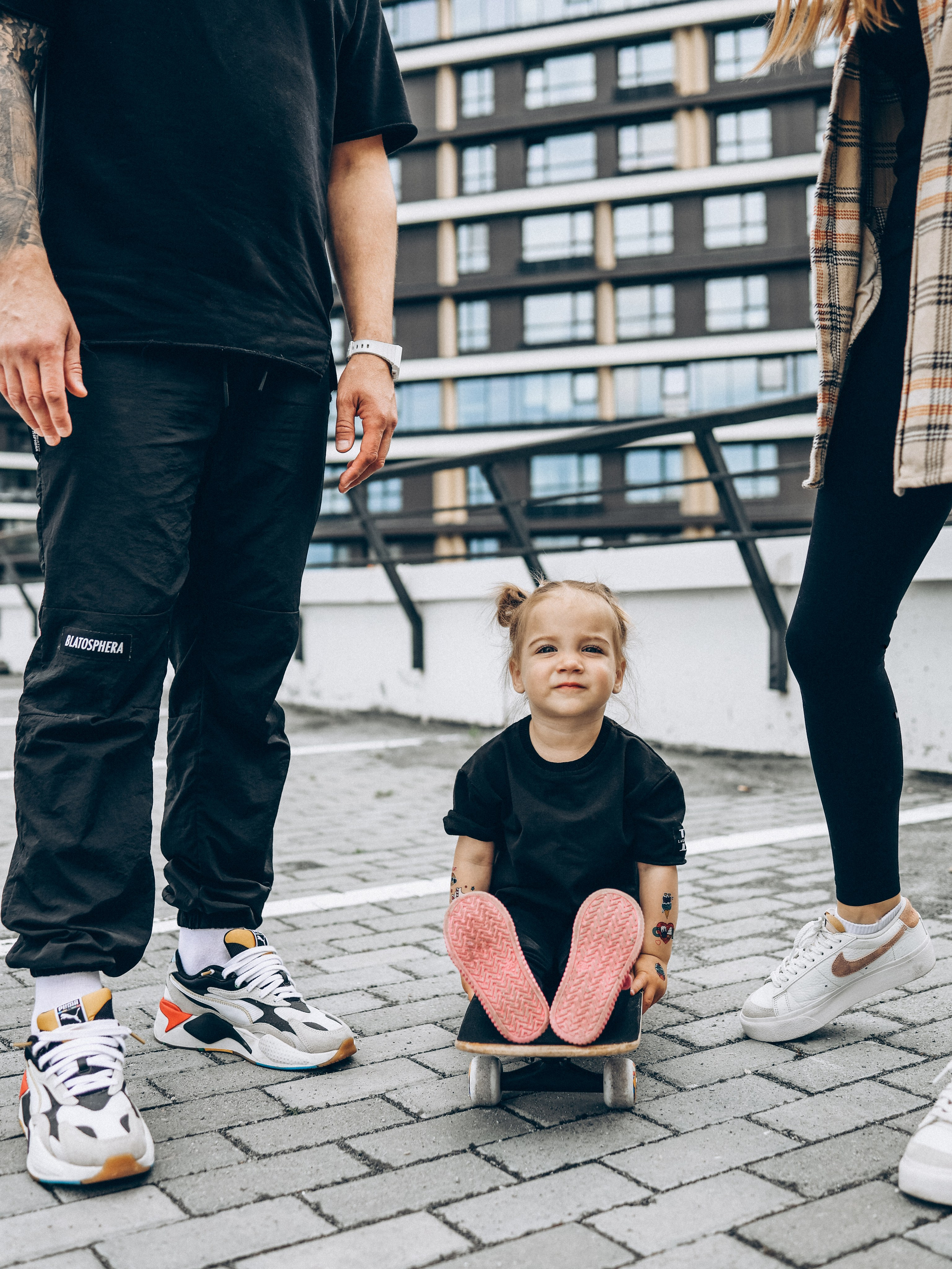 Семейная фотосессия на скейтборде. Семейный и детский фотограф в  г. Екатеринбурге Холодова Юлия