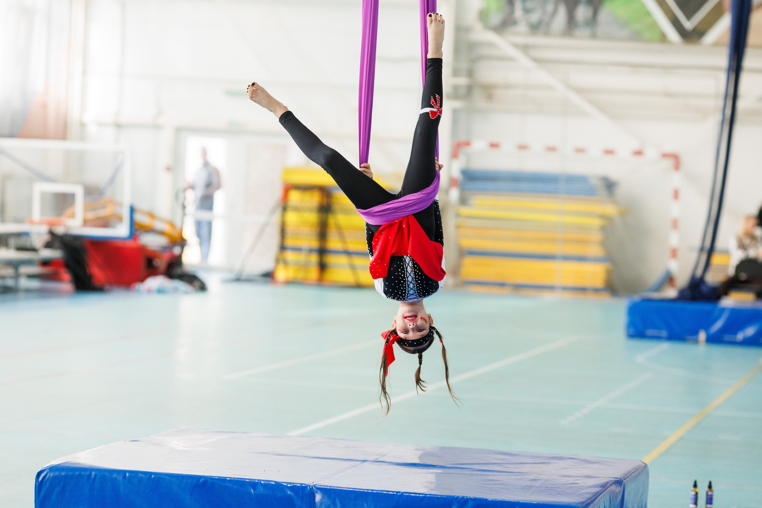 Воздушная гимнастика. Фотограф Шейдаев Эмин г. Волгоград