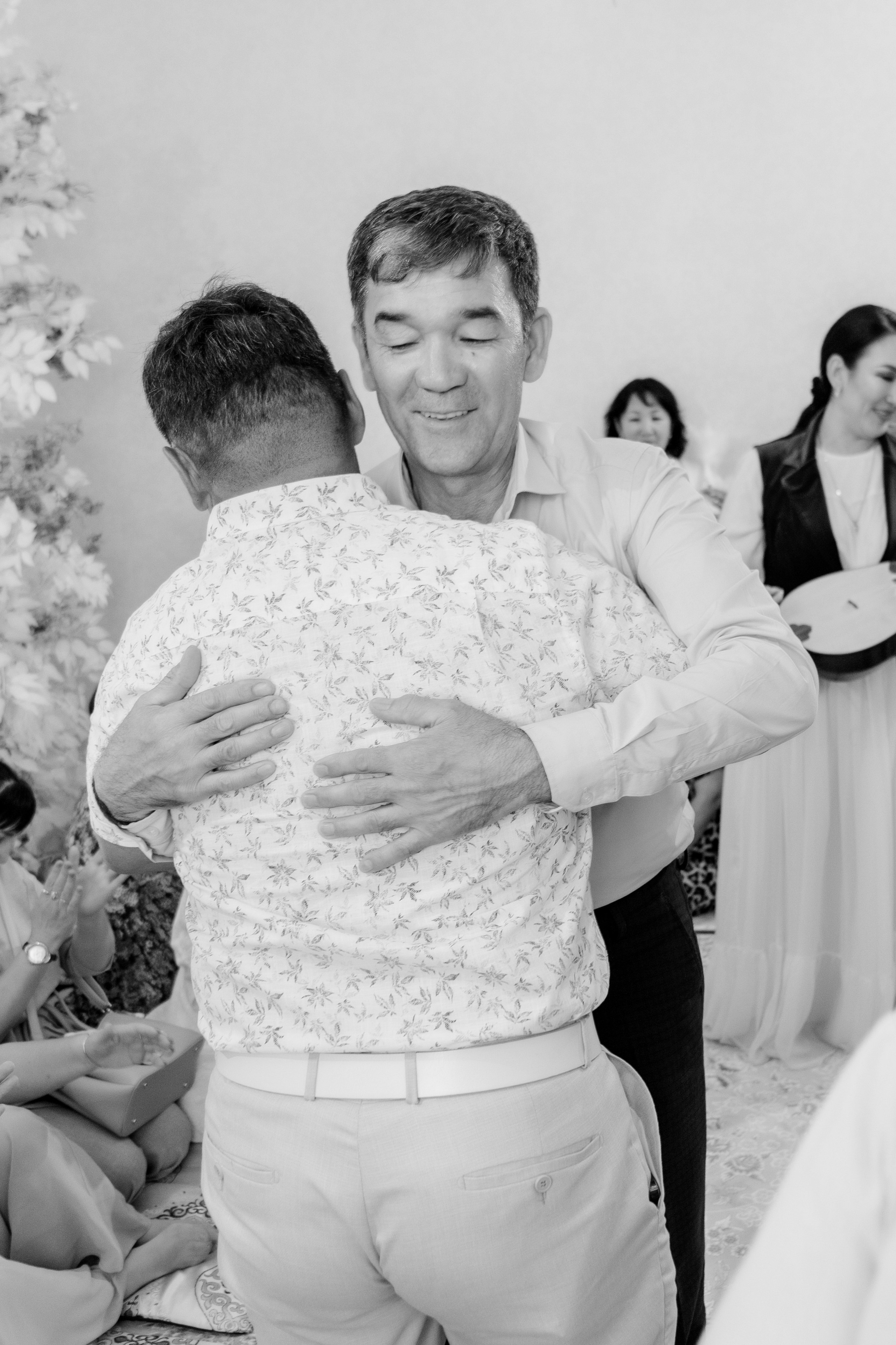 Moldir — syrğa salu. Wedding and Love story Photographer