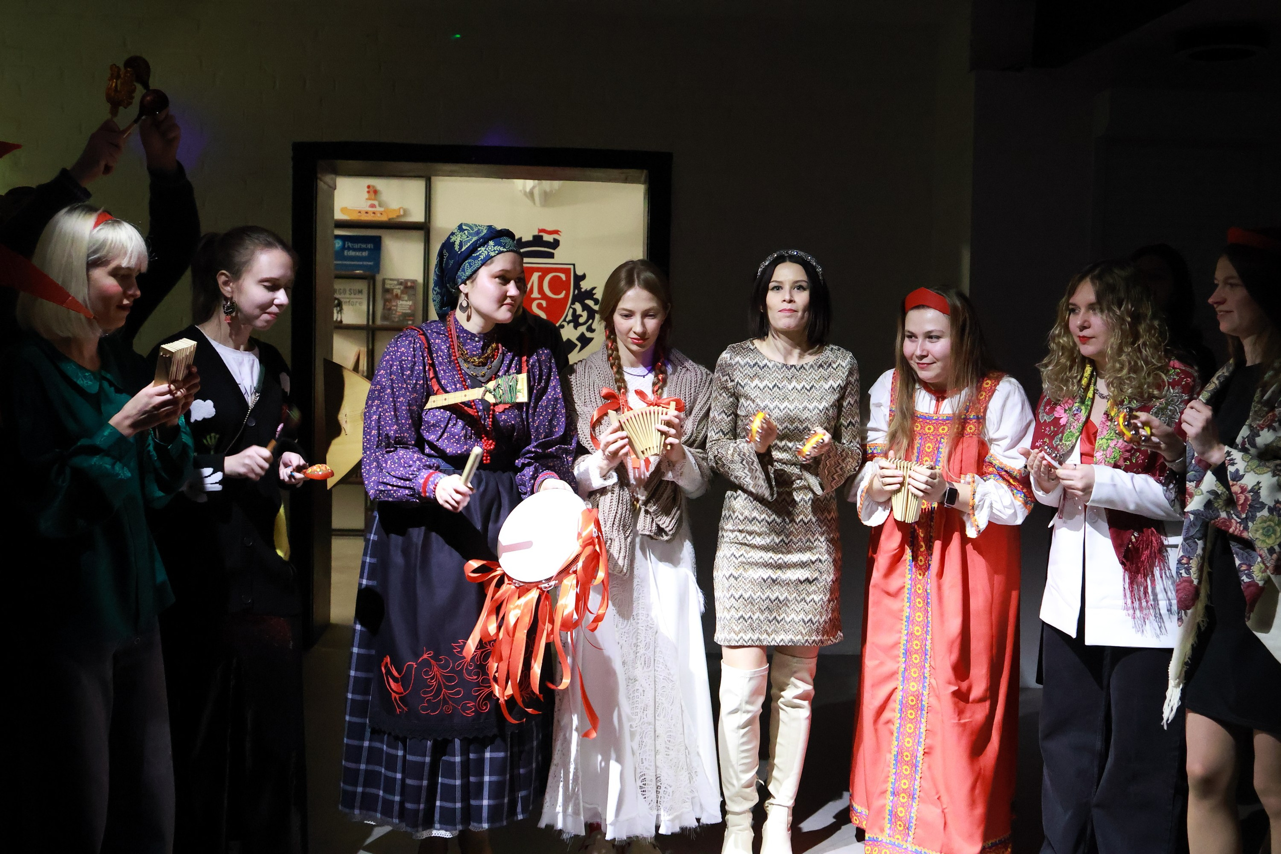 Новый год в школе MCS. Спортивный и репортажный фотограф Ермакова Светлана