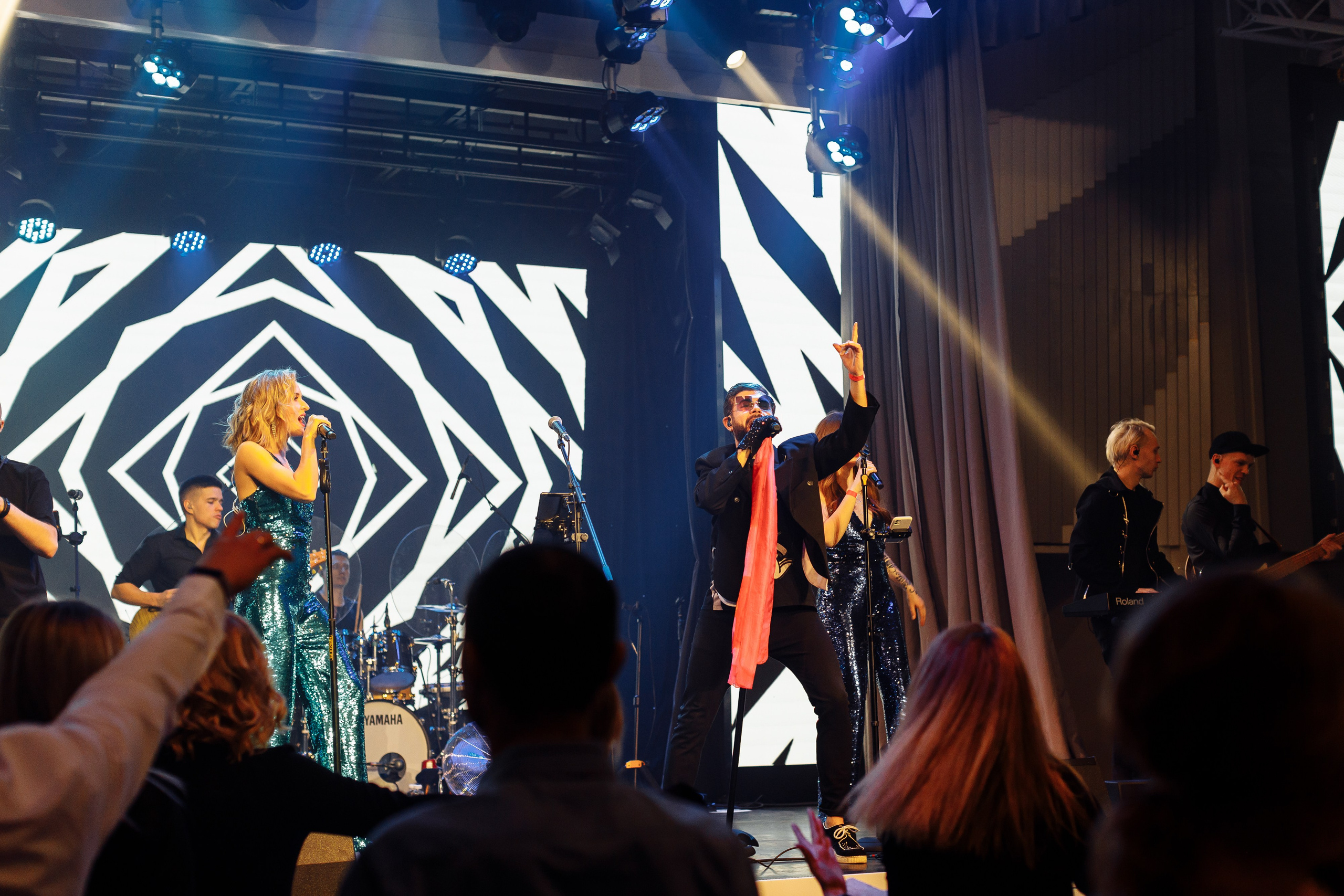 Корпоратив ПолСтраны. Свадебный и портретный фотограф в Королёве Сергей Чихарев