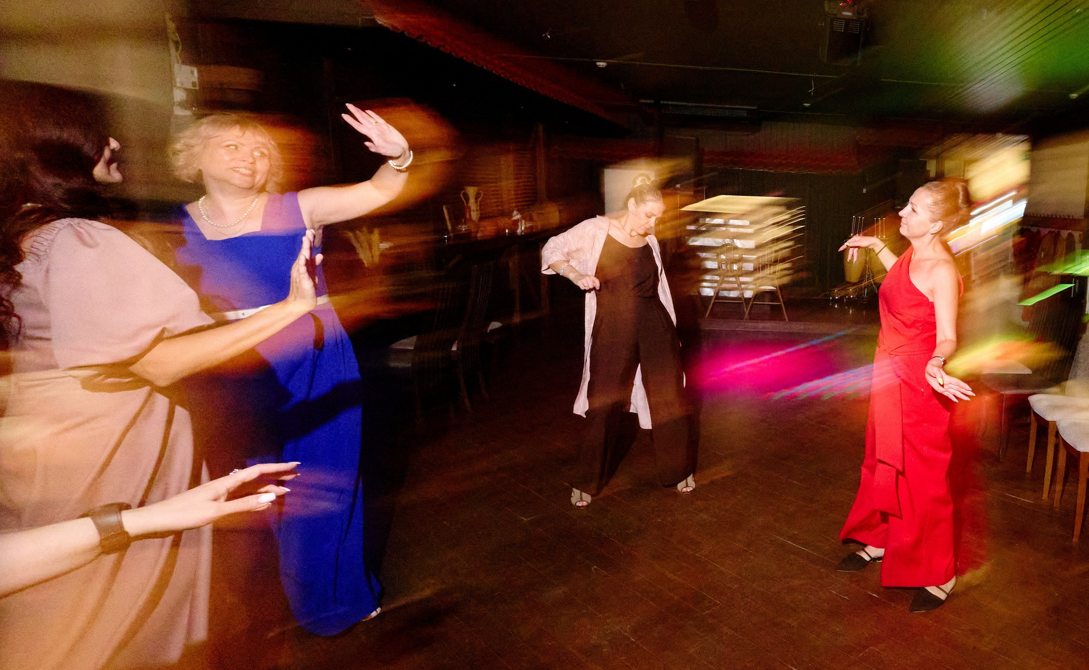 Выпускной 35 Сош. Фотограф Выпускные альбомы Таганрог Сергей Коробченко