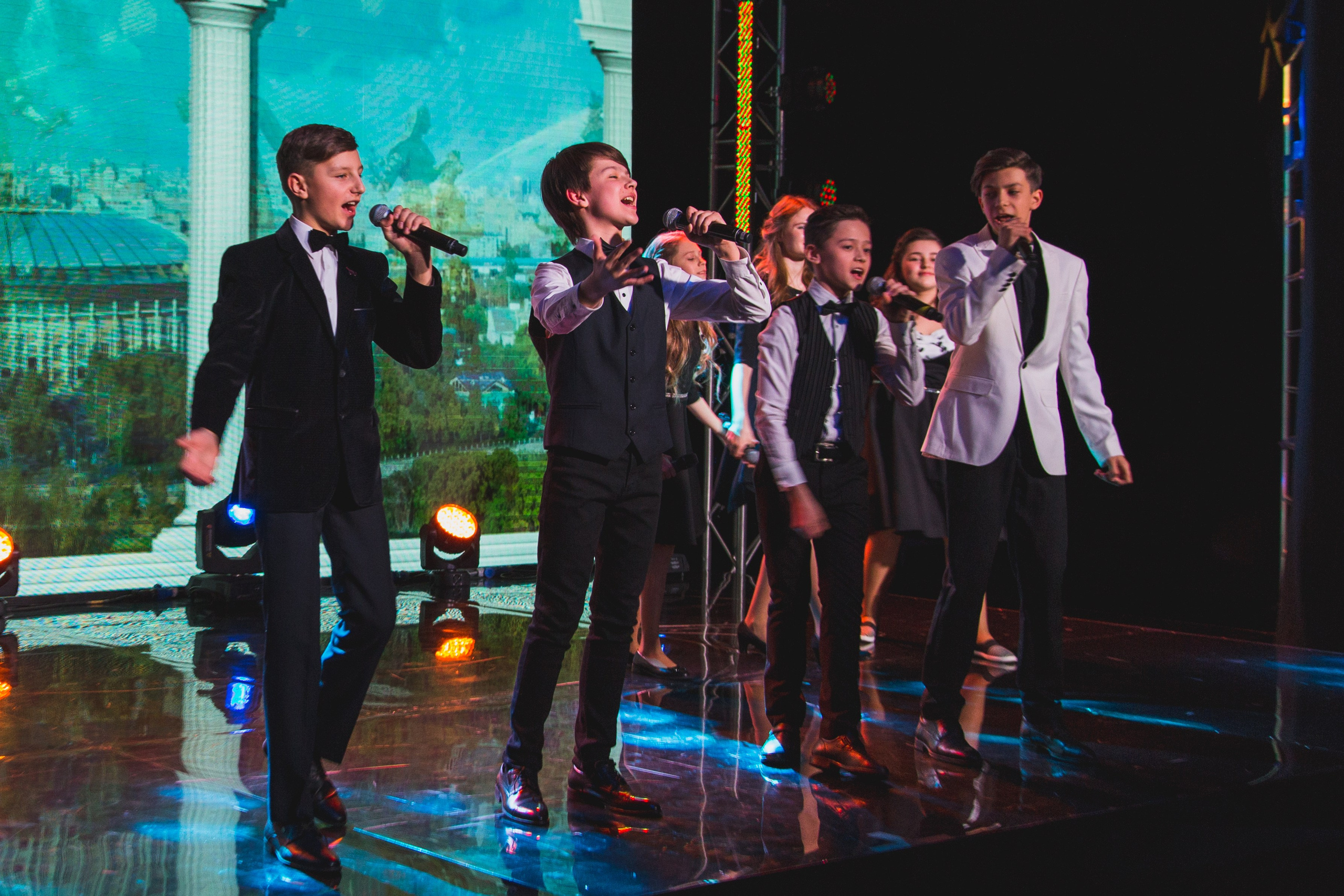 О2ТВ группа СТРАНА. Видеооператор/Фотограф Николай Завьялов