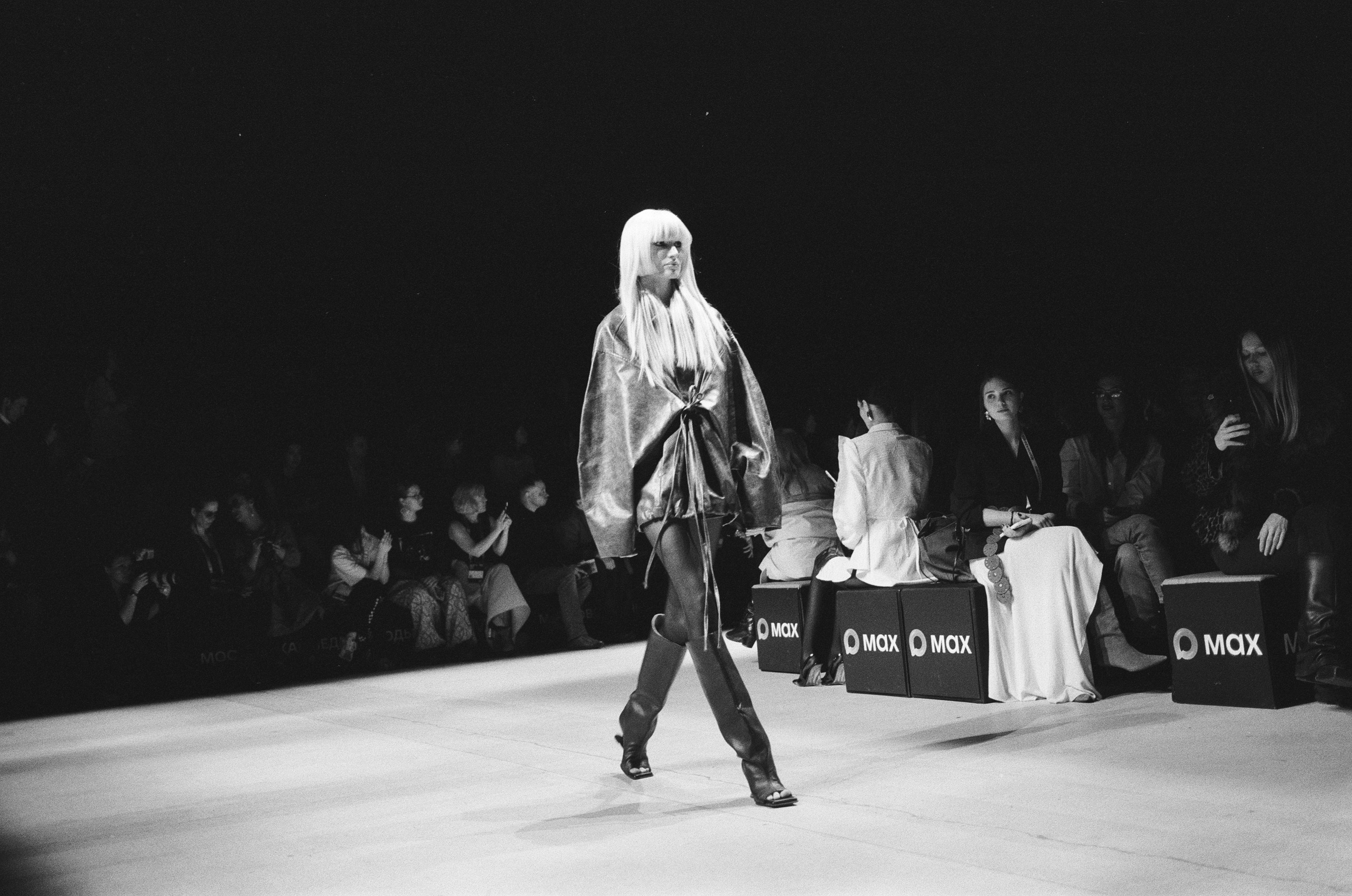 День 3. Плёночный фотограф Москва, Саша Звук