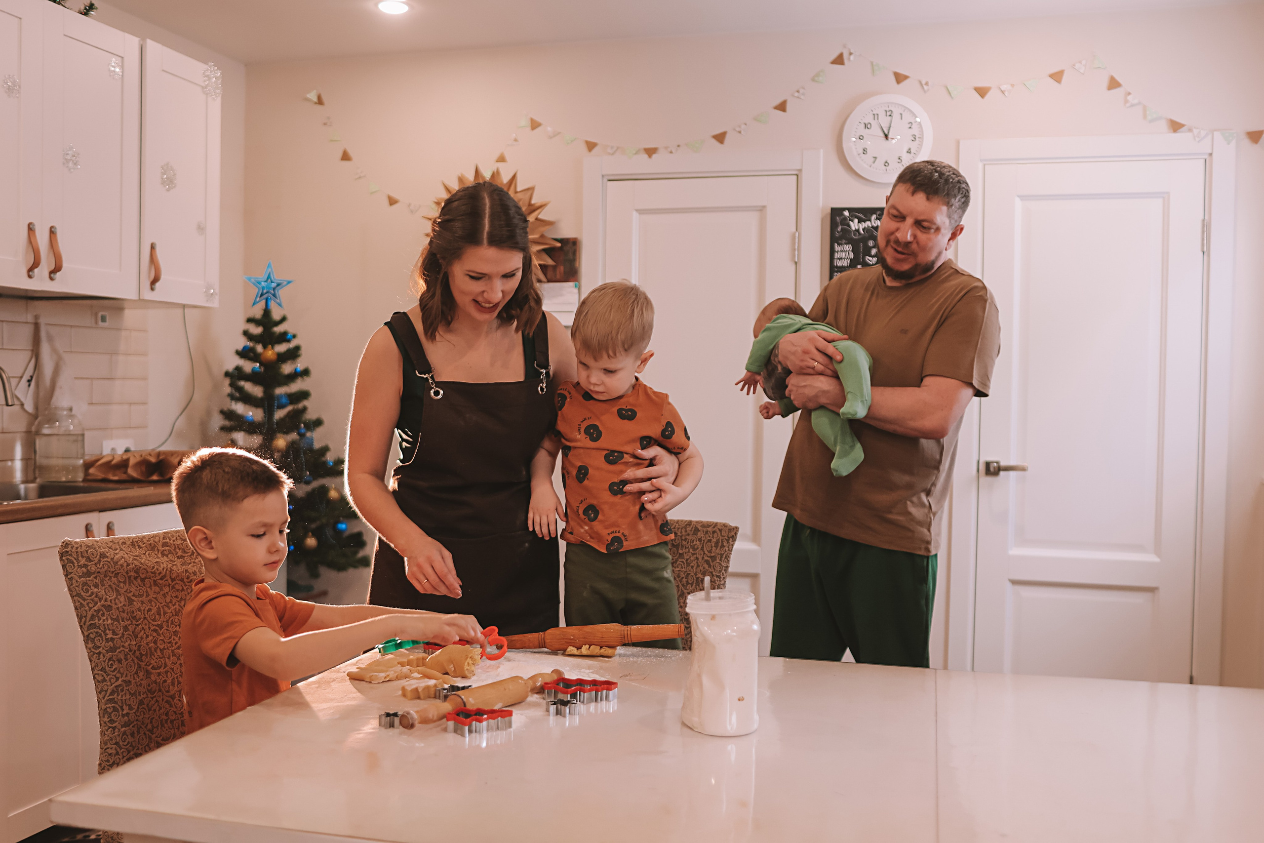 Команда. Семейный фотограф Тюмень, фотограф на роды Салмина Мария