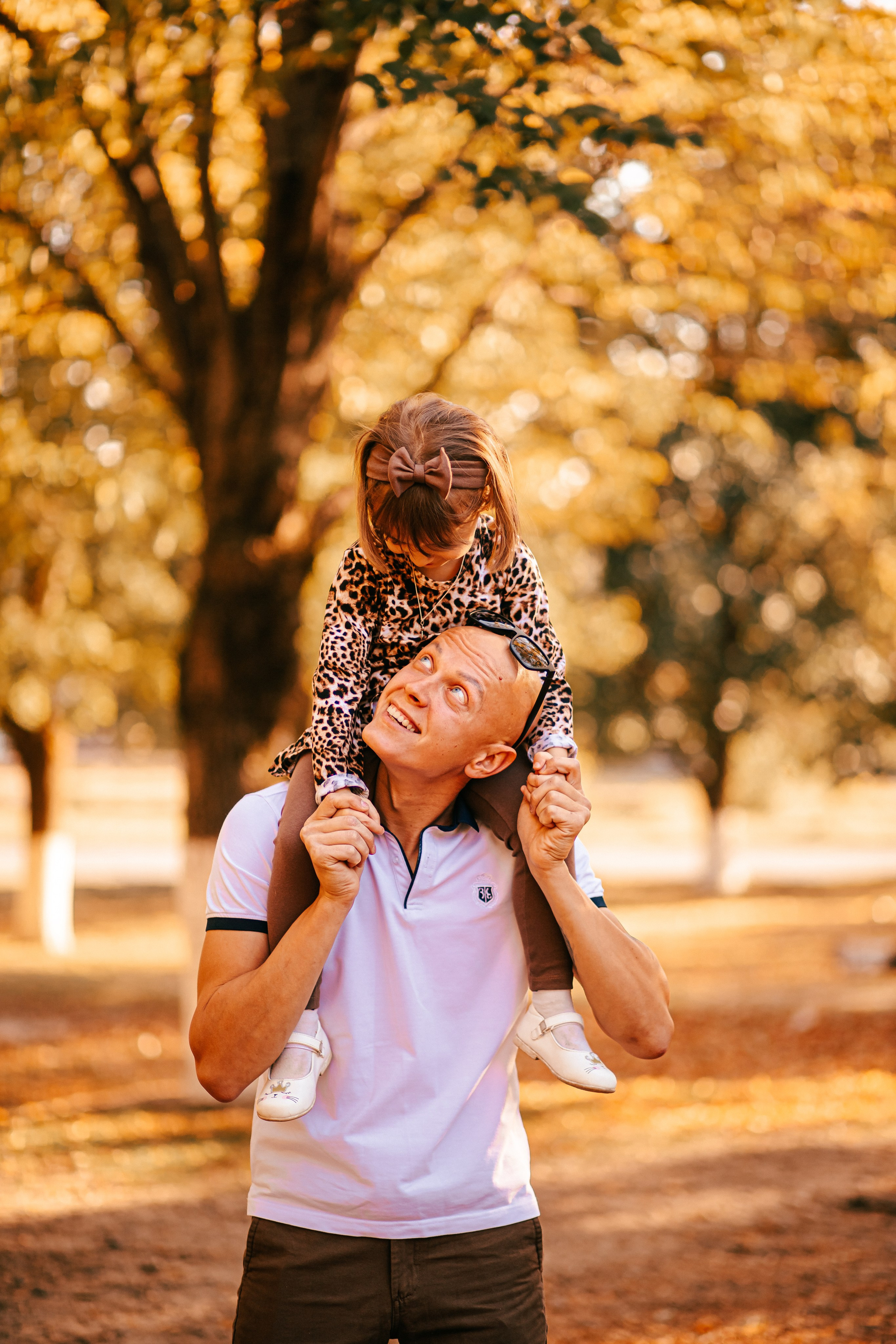 Семейная фотосессия в парке. Свадебный фотограф Кропоткин Краснодар