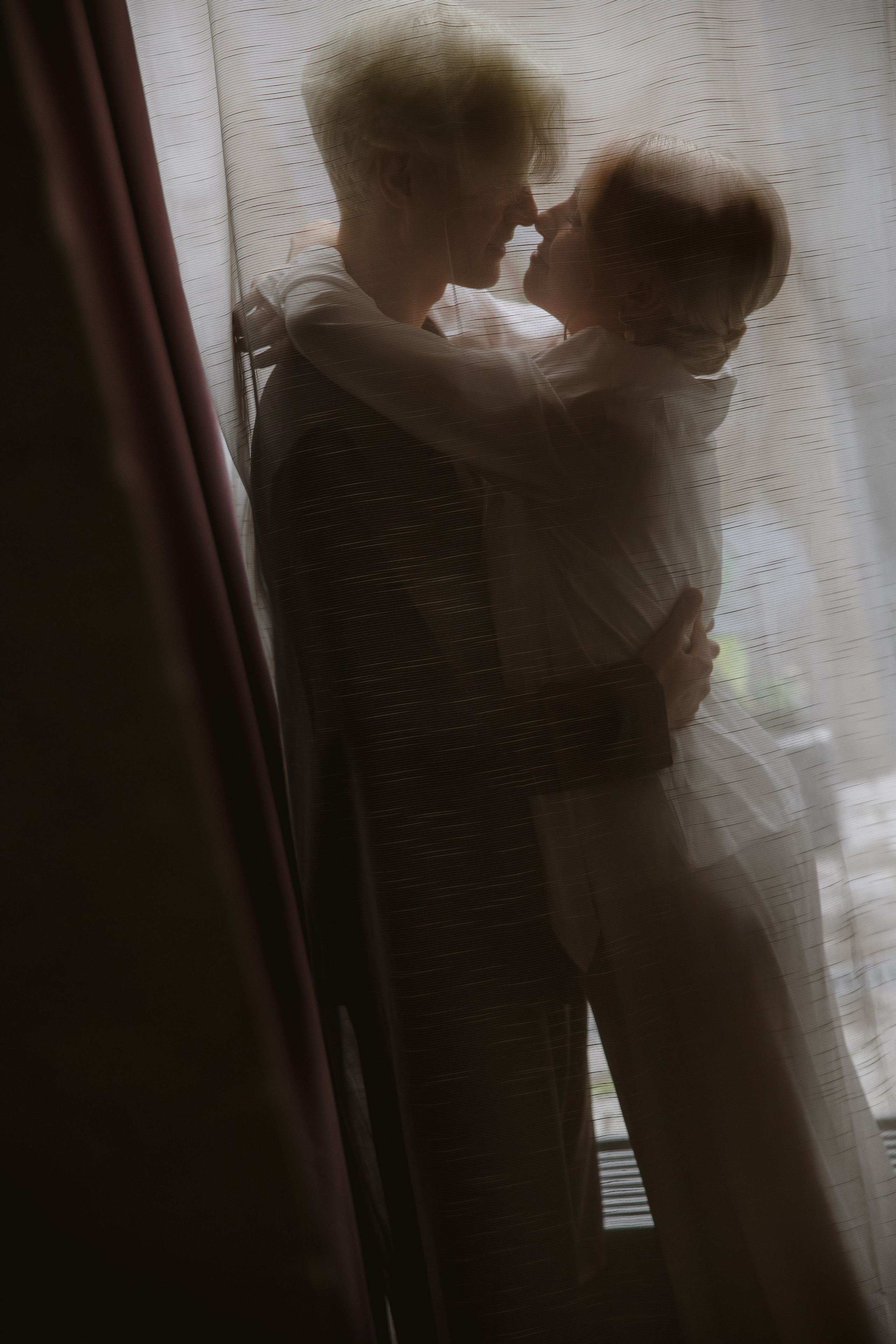 Свадебная фотосессия в Тольятти. Свадебный и семейный фотограф в Самаре и Тольятти | Елена Топанцева