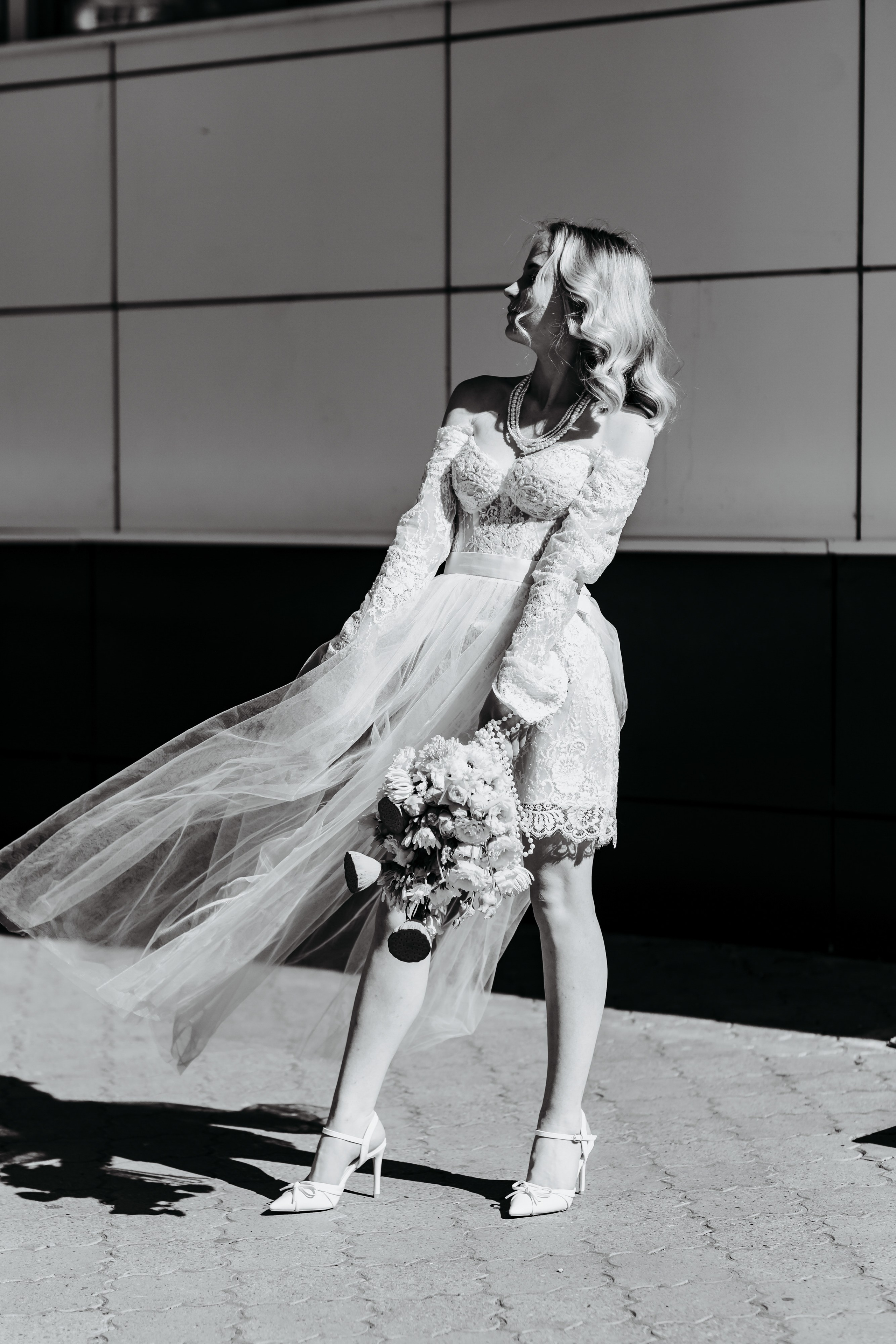 Свадебные аксессуары: туфли и украшения