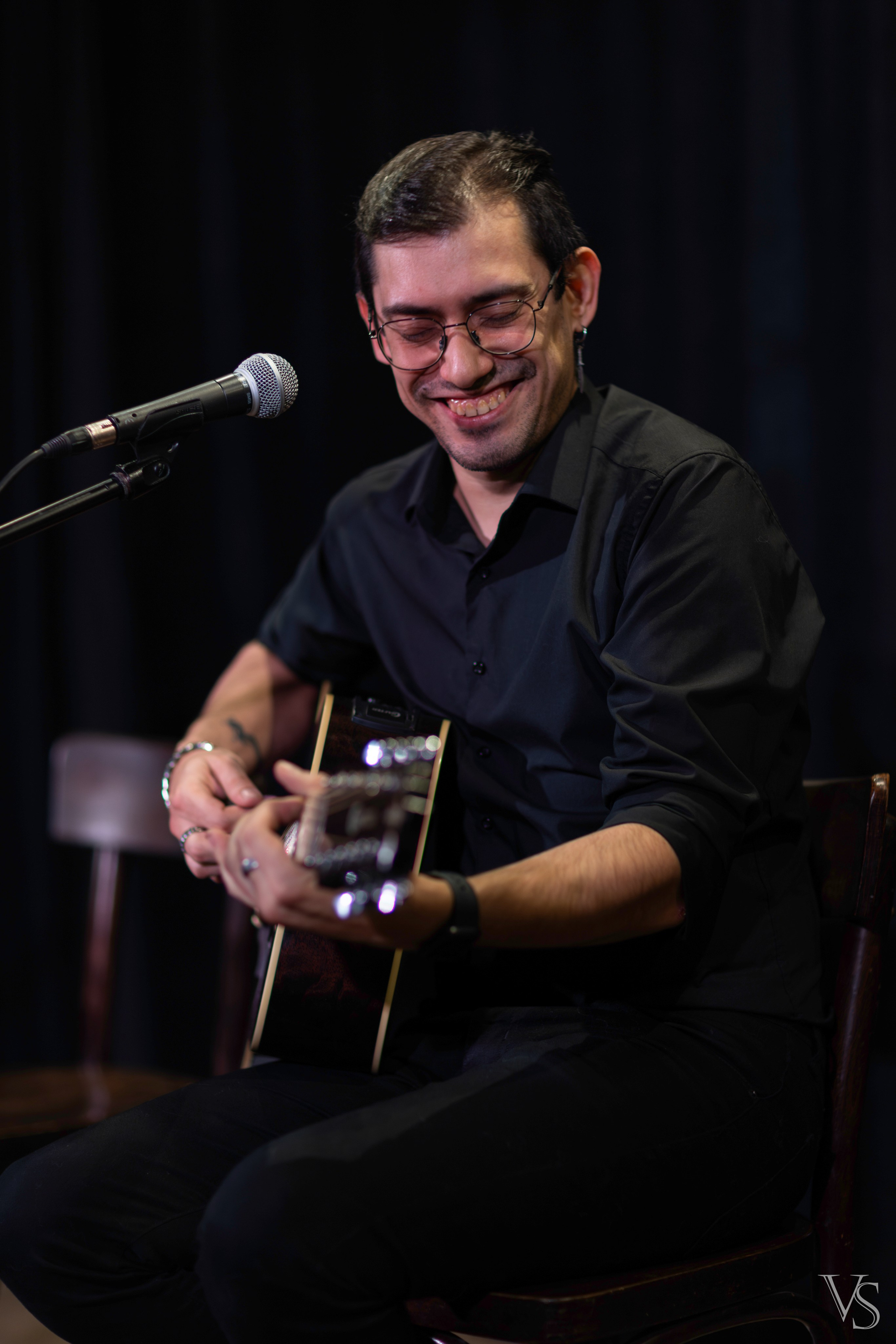 Квартирник Руслана Багирова. Фотограф Виктор Степанов