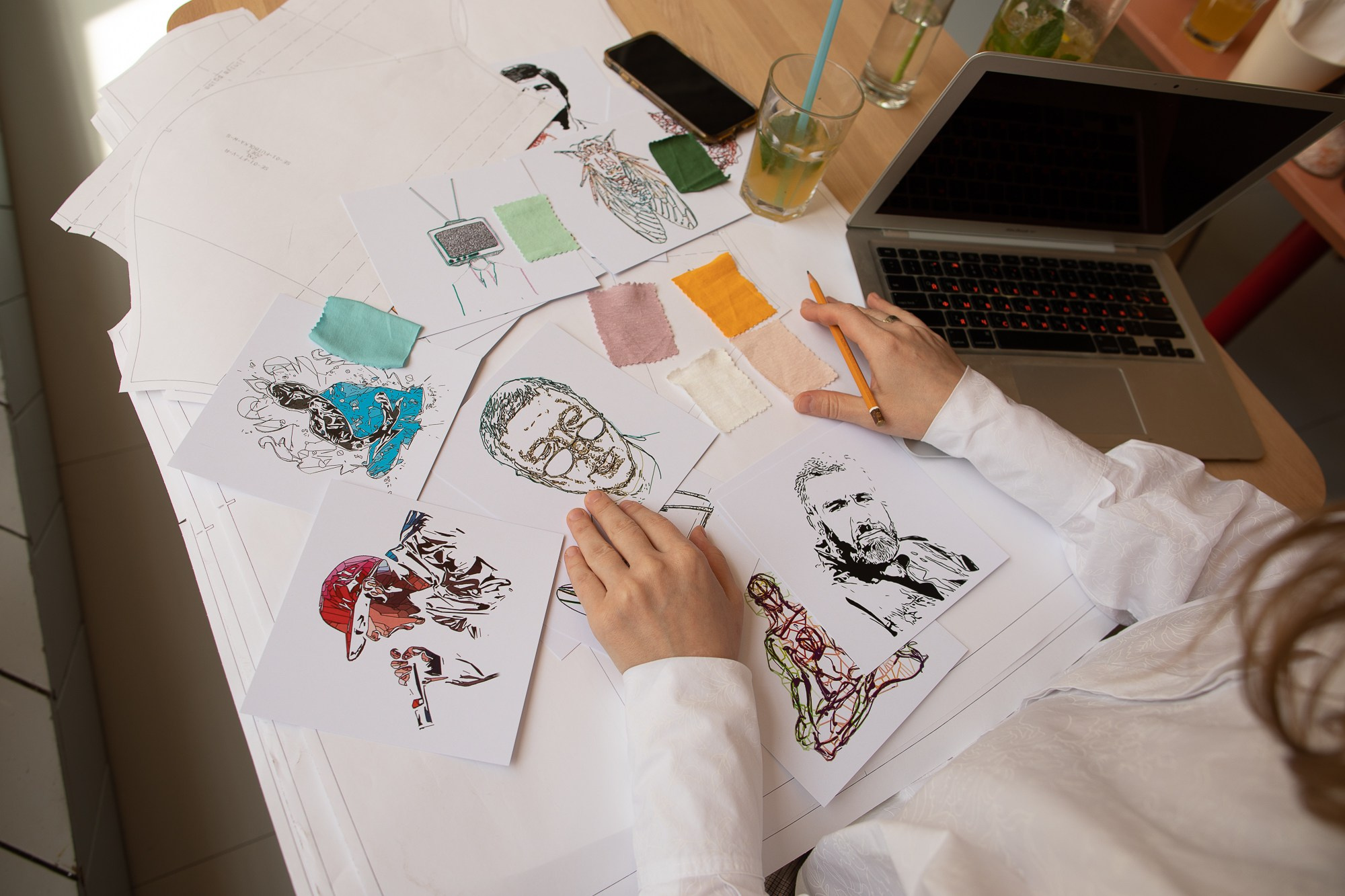 Съёмка для «KEICHA» дизайнерская вышивка. футболки. Портретный фотограф в Москве и МО Зимина Татьяна