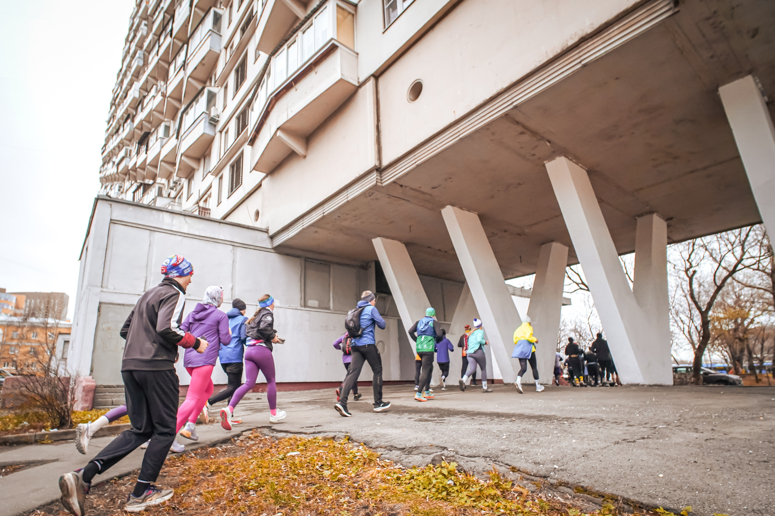 #марафонудома #яuzarun 2024 2-я петля, группа 6:30. Роман Капилюшов. Бег. Фото. Видео. г. Люберцы