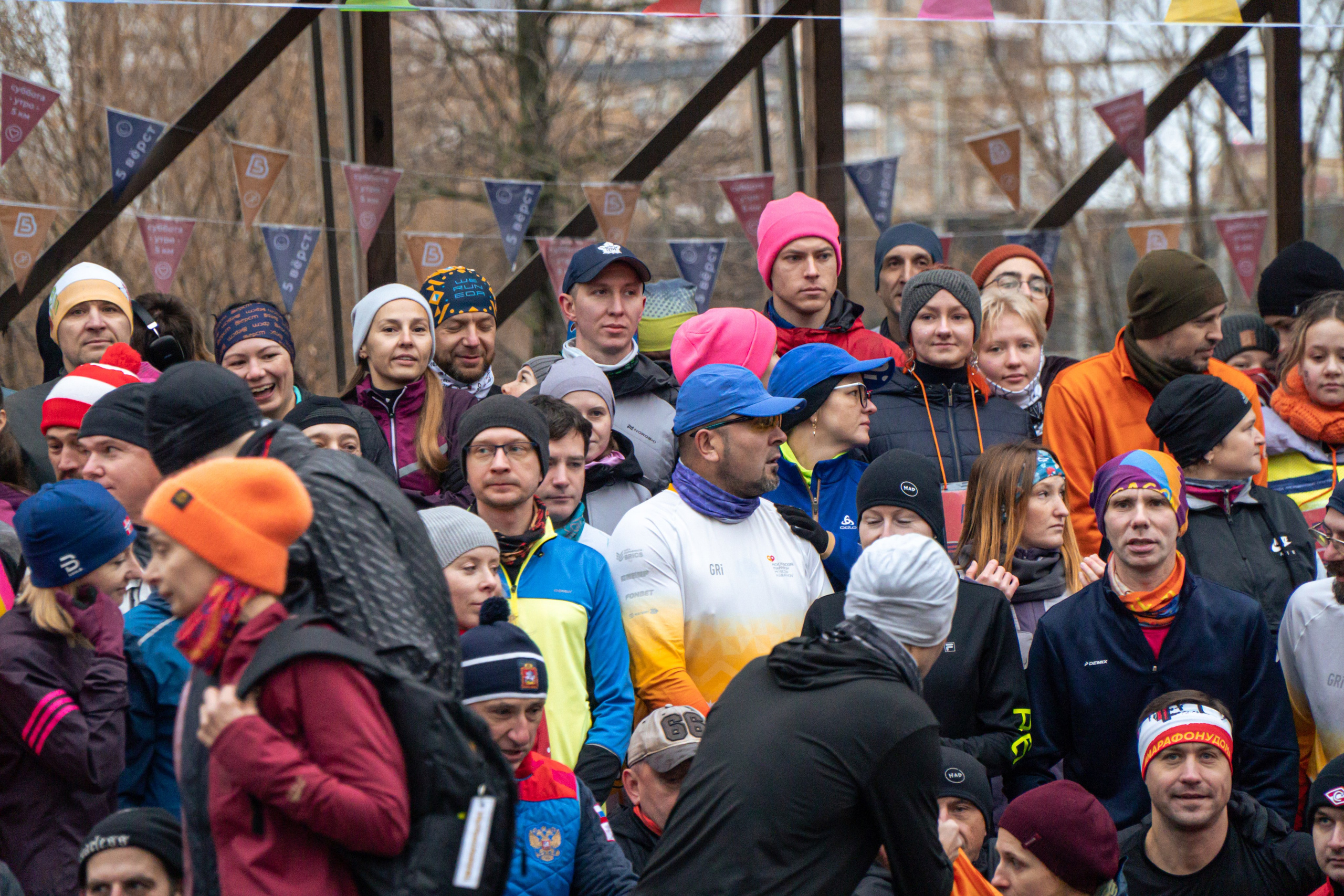 5 вёрст Реутов 16.11.2024. Роман Капилюшов. Бег. Фото. Видео. г. Люберцы