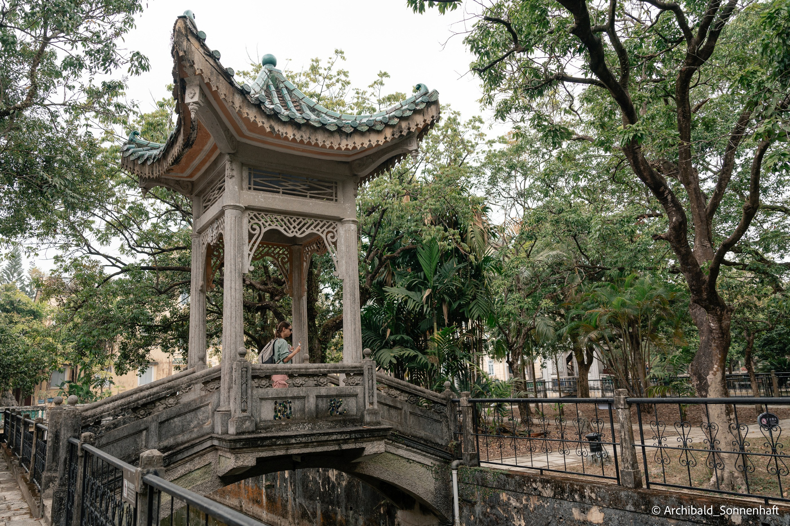 Diaolou in Kaiping. Photographer in Guangzhou, China. Archibald Sonnenhaft