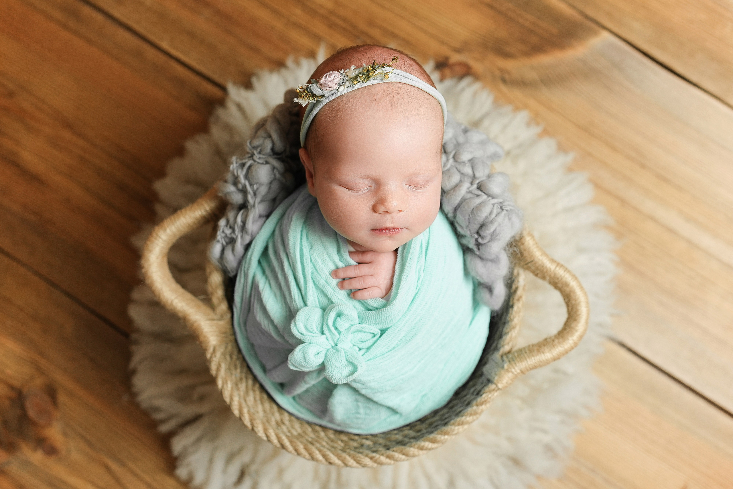 Алиса. Фотограф новорожденных и детский фотограф в Екатеринбурге Ксени