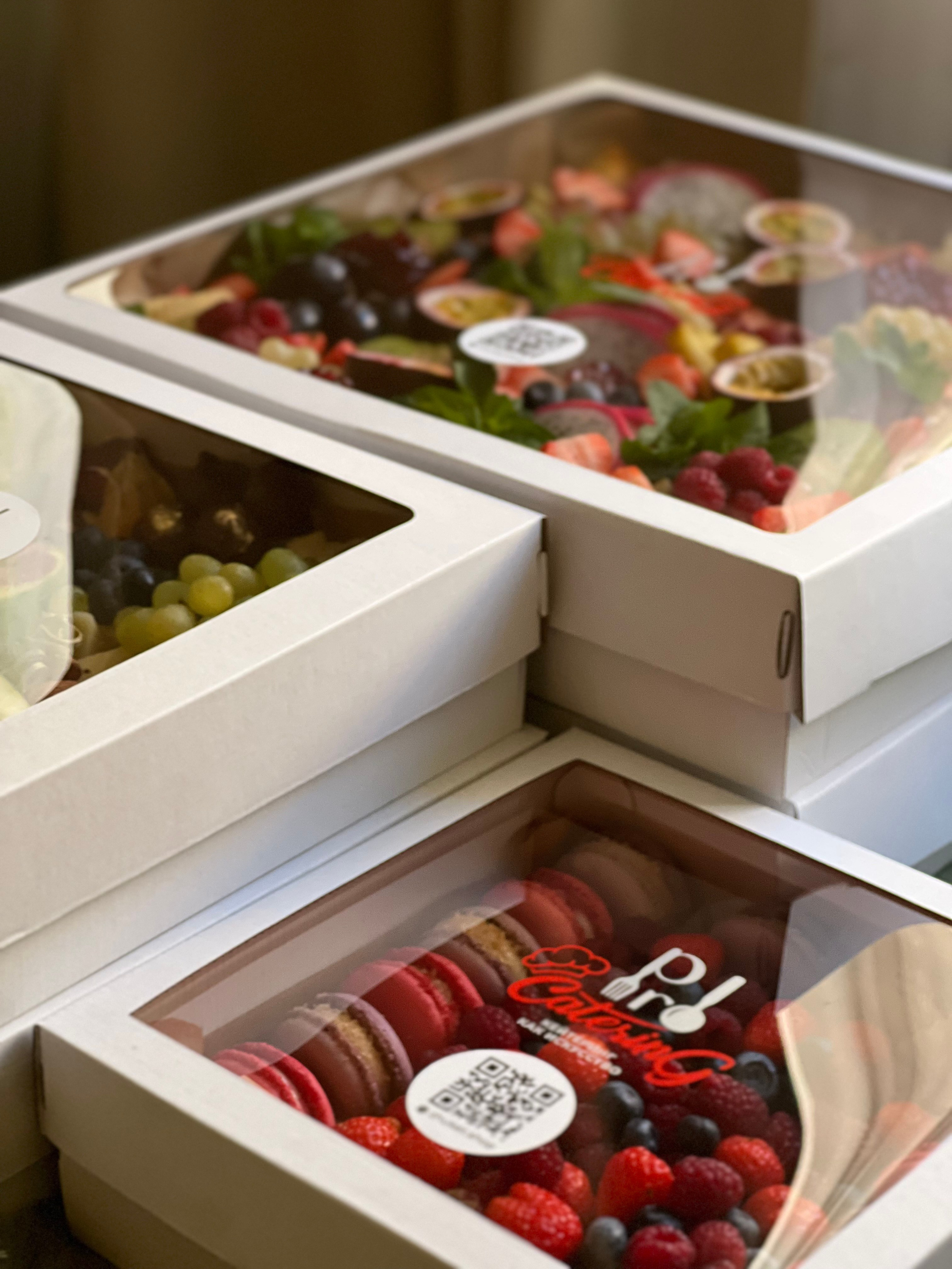 ГастроБоксы. Выездной кейтеринг, съедобные букеты, торты и сладости на заказ