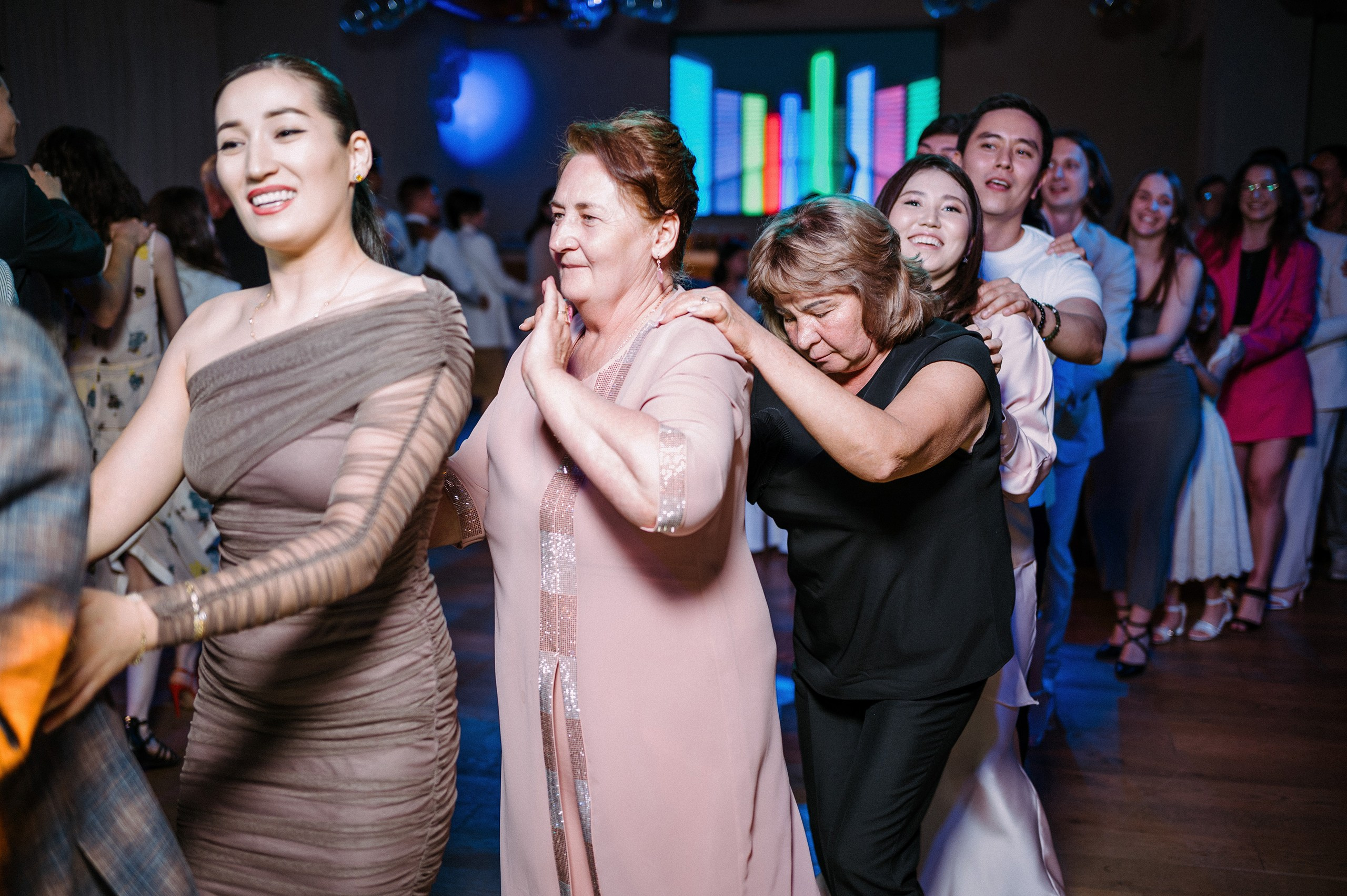 АНТОНИНА И ИВАН (цифра+пленка). Репортажный и портретный фотограф в Алматы — Дарья Фёдорова