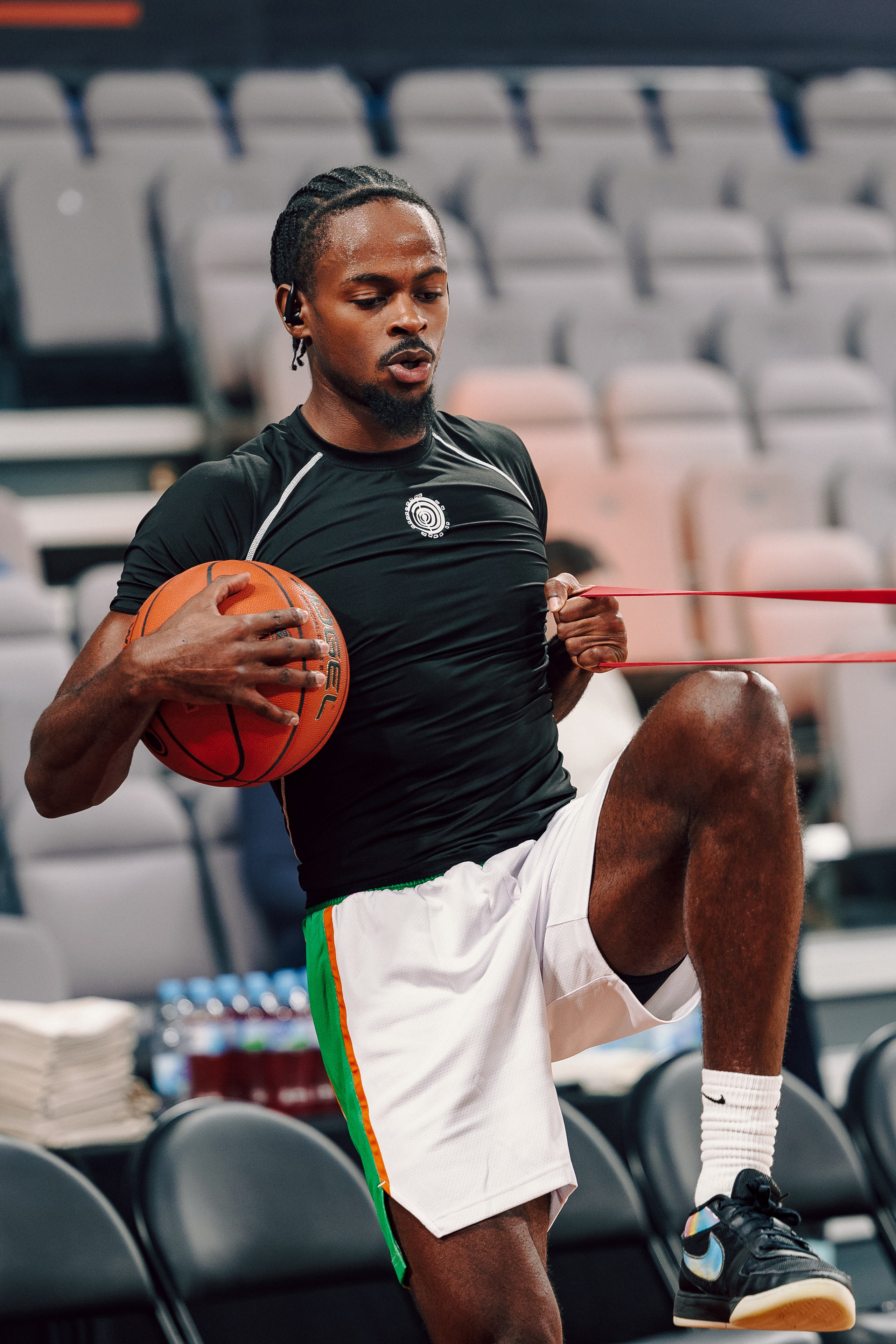 Winline Basket Cup — УРАЛМАШ — УНИКС. Лёшка Варзегов — фотограф